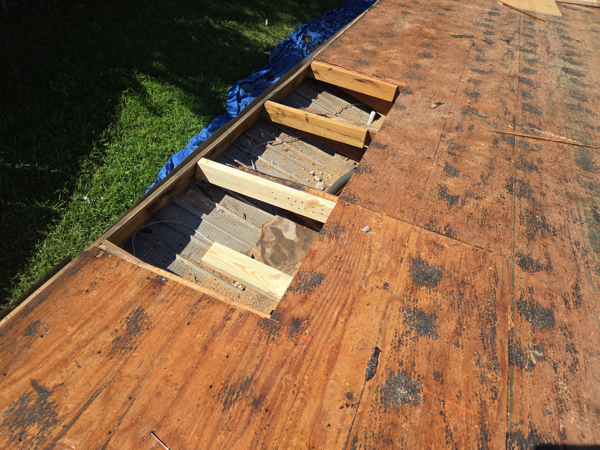 Project in St. Petersburg 33702 by Mitchell Roofing Company LLC