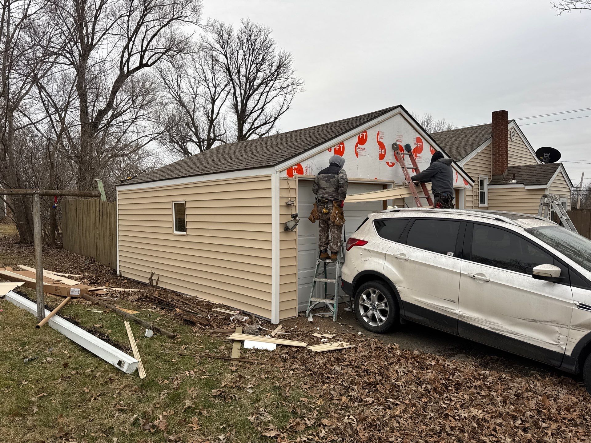Siding Installation using Extrerior Porfolio Vinyl Siding  by EEC  Windows, Siding & Roofing 