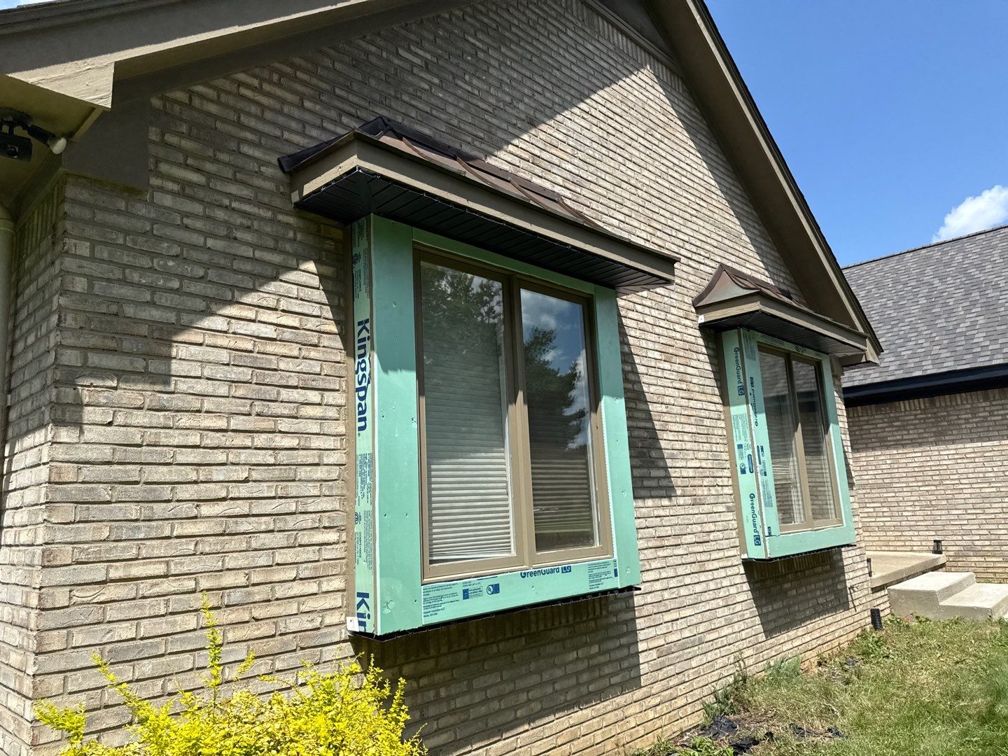 Siding Replacement using Alside Charter Oak D4.5" Laguna Blue by 180 Contractors