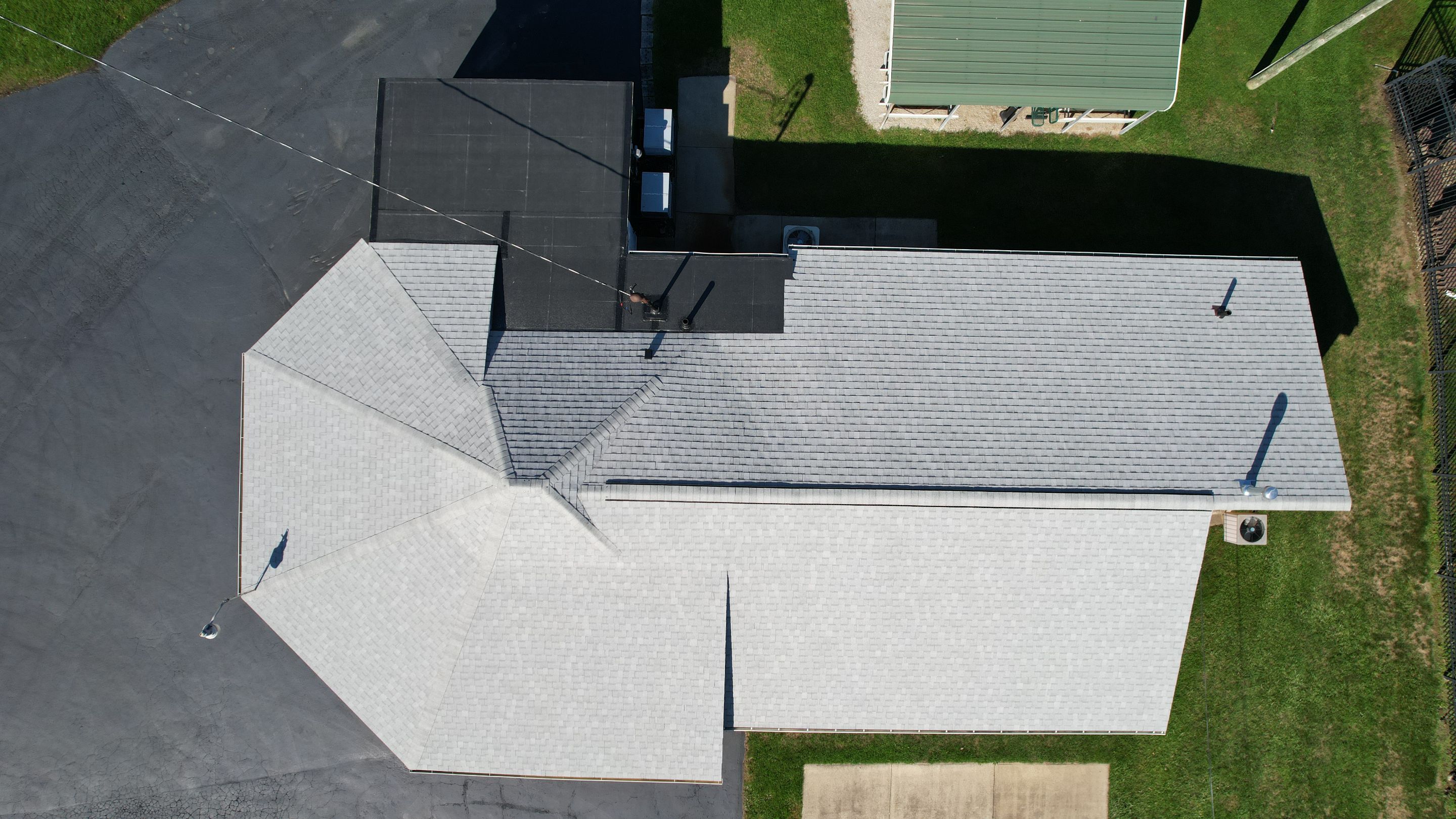 Atlas Pinnacle, Color, Oyster Shell, Drip Edge, Color, White by Eagle Eye Roofing
