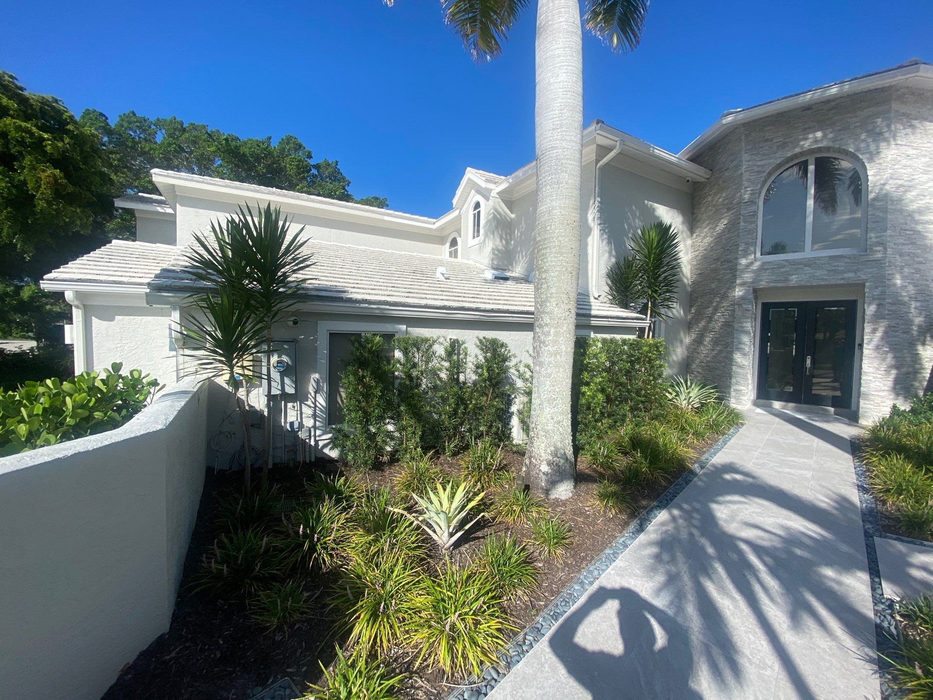 Gutter Guard System Installation in Sarasota FL by Gutter Professors