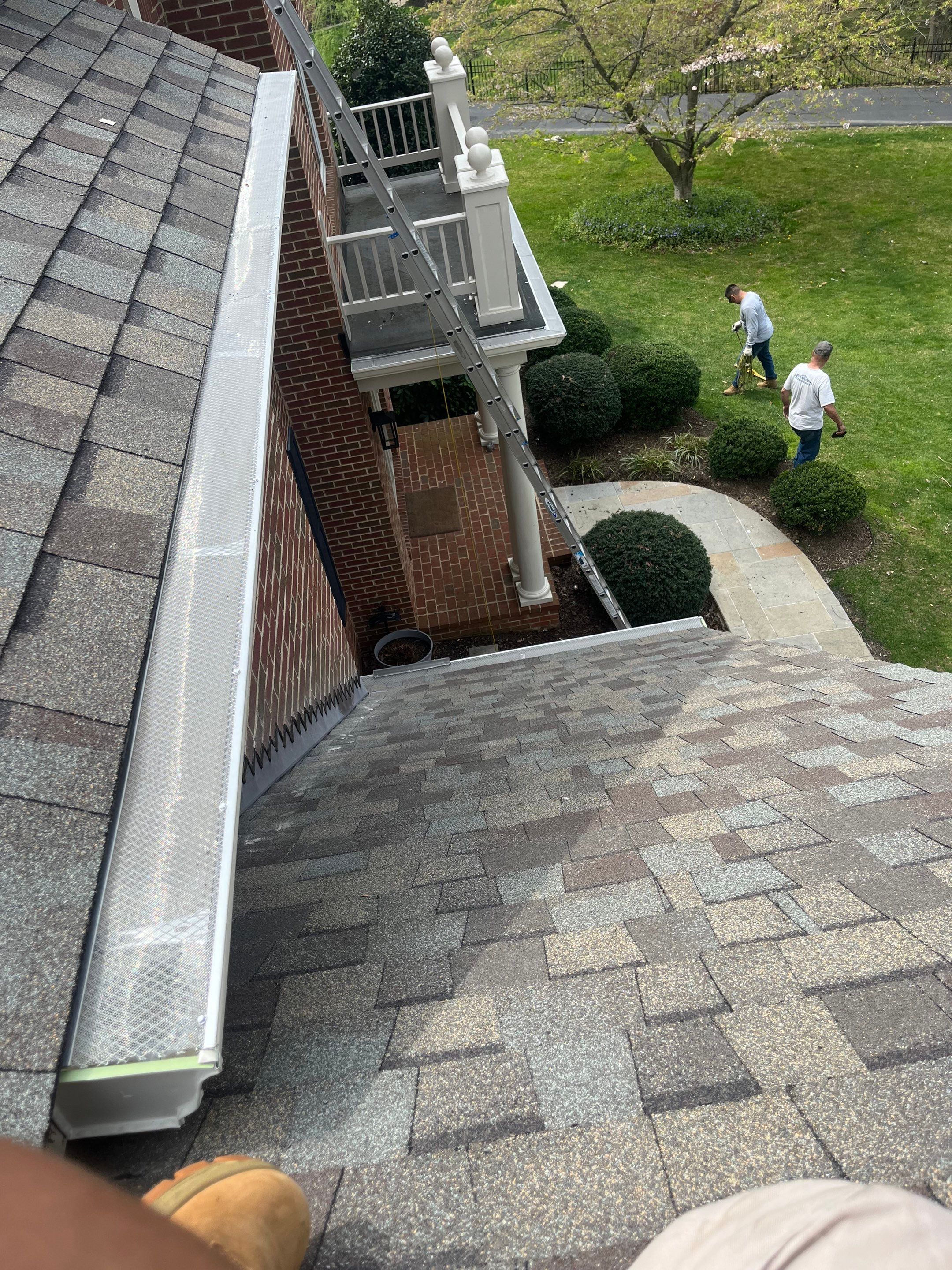 Burke: CertainTeed Landmark Pro Designer Shingles in Max Def Weathered Wood by RM Banning, Inc.