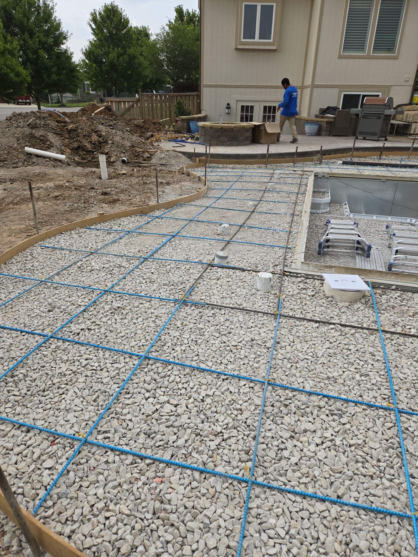 Back Yard Pool Patio by LAND ESCAPES LLC