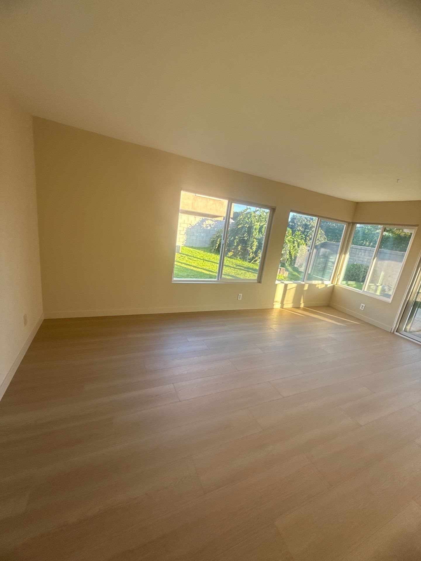 Complete Interior Restoration & Flooring Replacement – Huntington Beach by Rb360remodeling Inc.