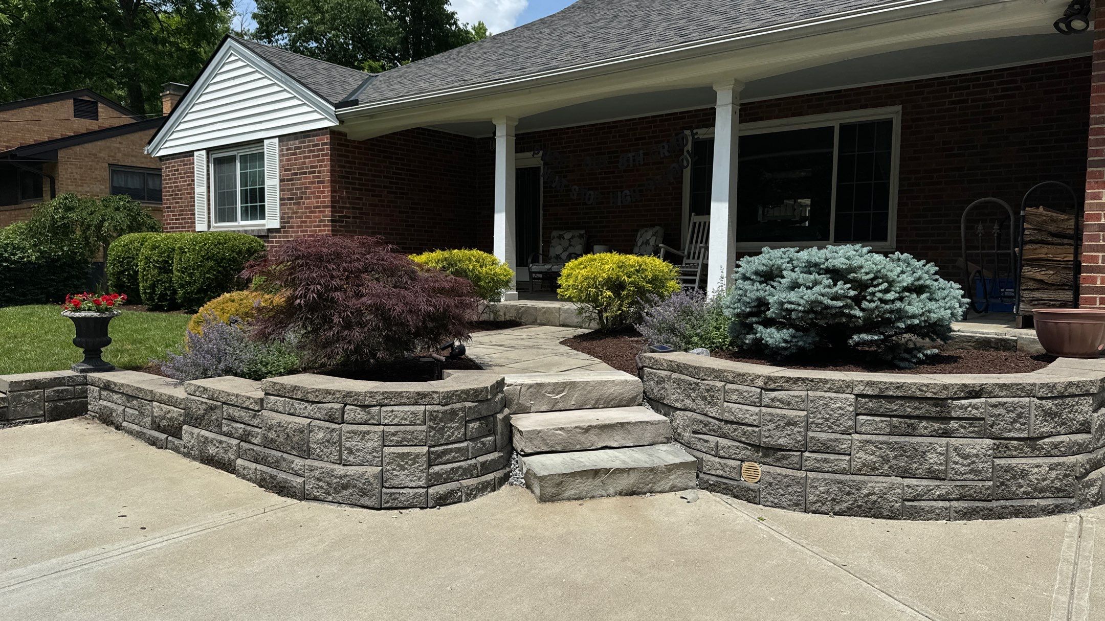 Clean Up, Edge, Prune & Mulch by Reisenberg’s Lawn & Landscape, LLC