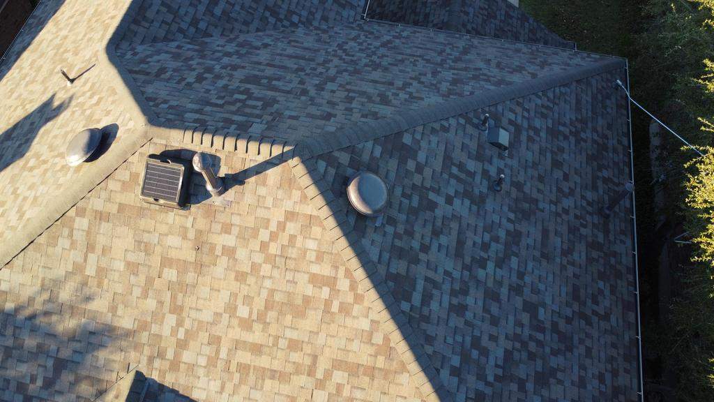 Driftwood - Owens Corning TruDefinition Duration by RoofsOnly.com