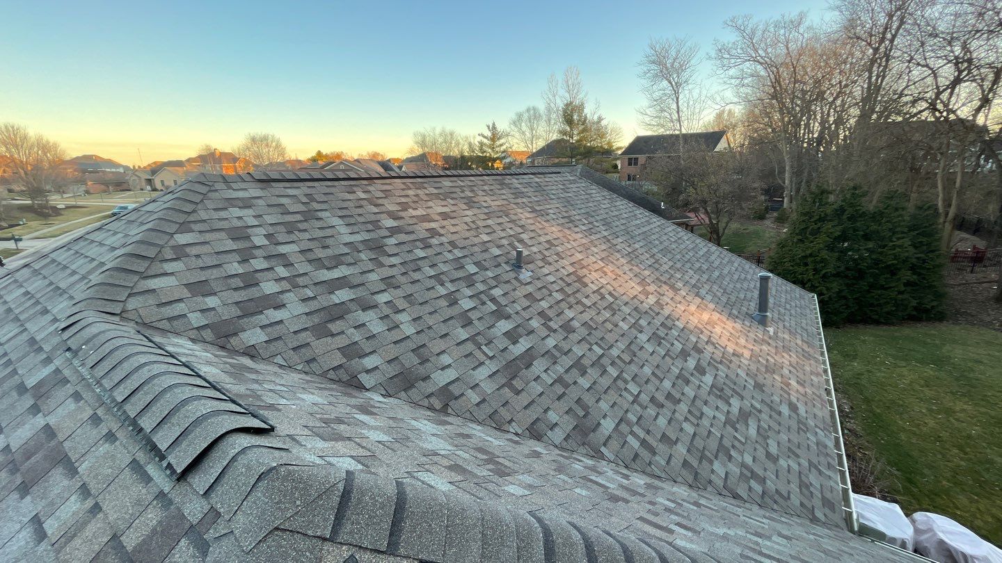 Roof replacement using Driftwood Duration by WIW Enterprises Inc