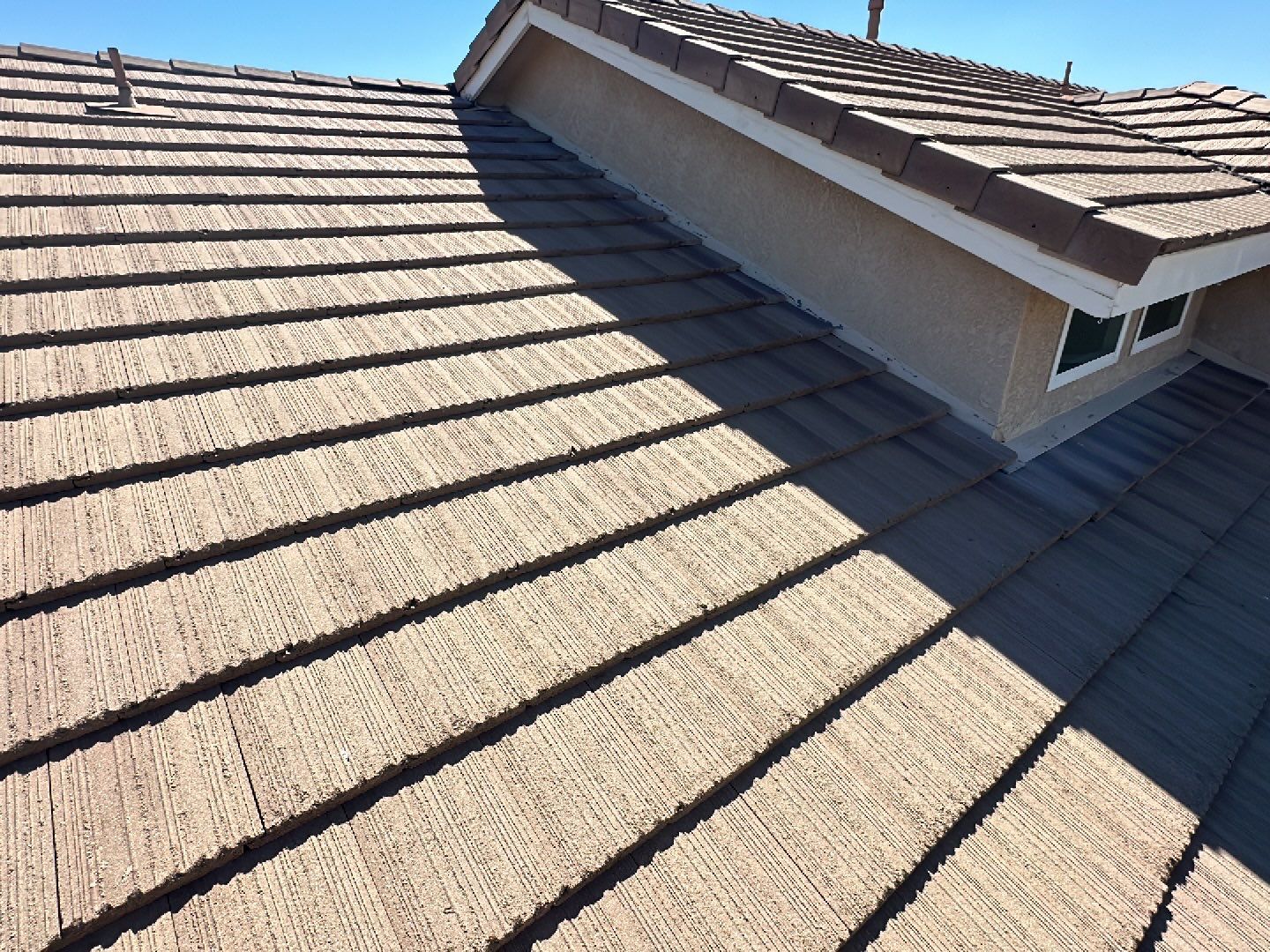 Sandstone Concrete Tile by Reimagine Roofing