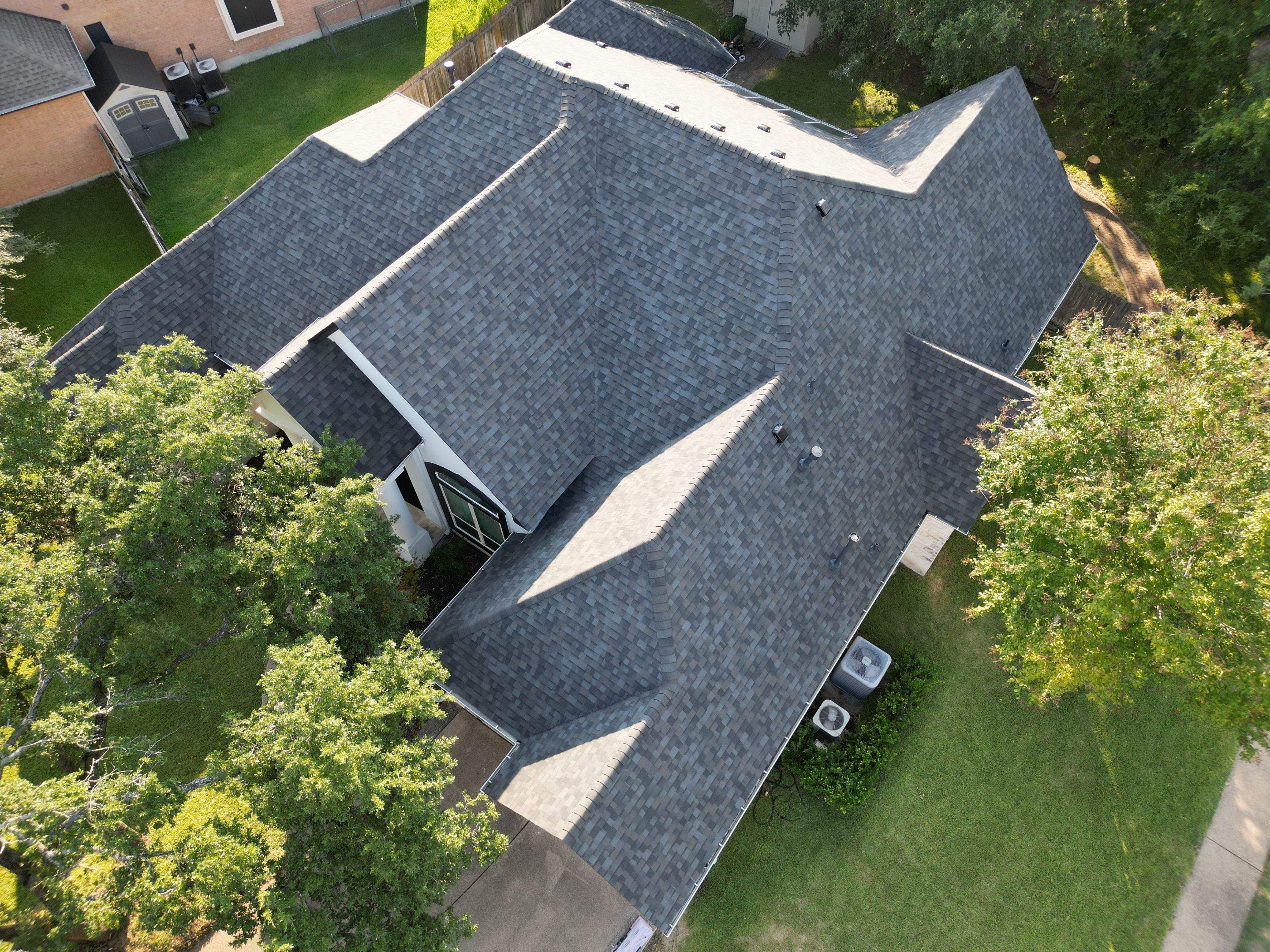 Williamsburg Gray - Owens Corning TruDefinition Duration by RoofsOnly.com