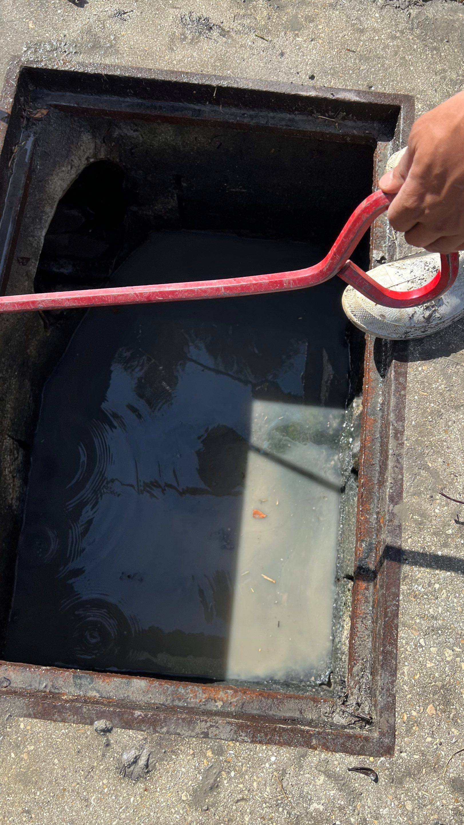 Condo Storm Water System Cleaning and Maintenance From Hurricane Ian by APS Power & Water