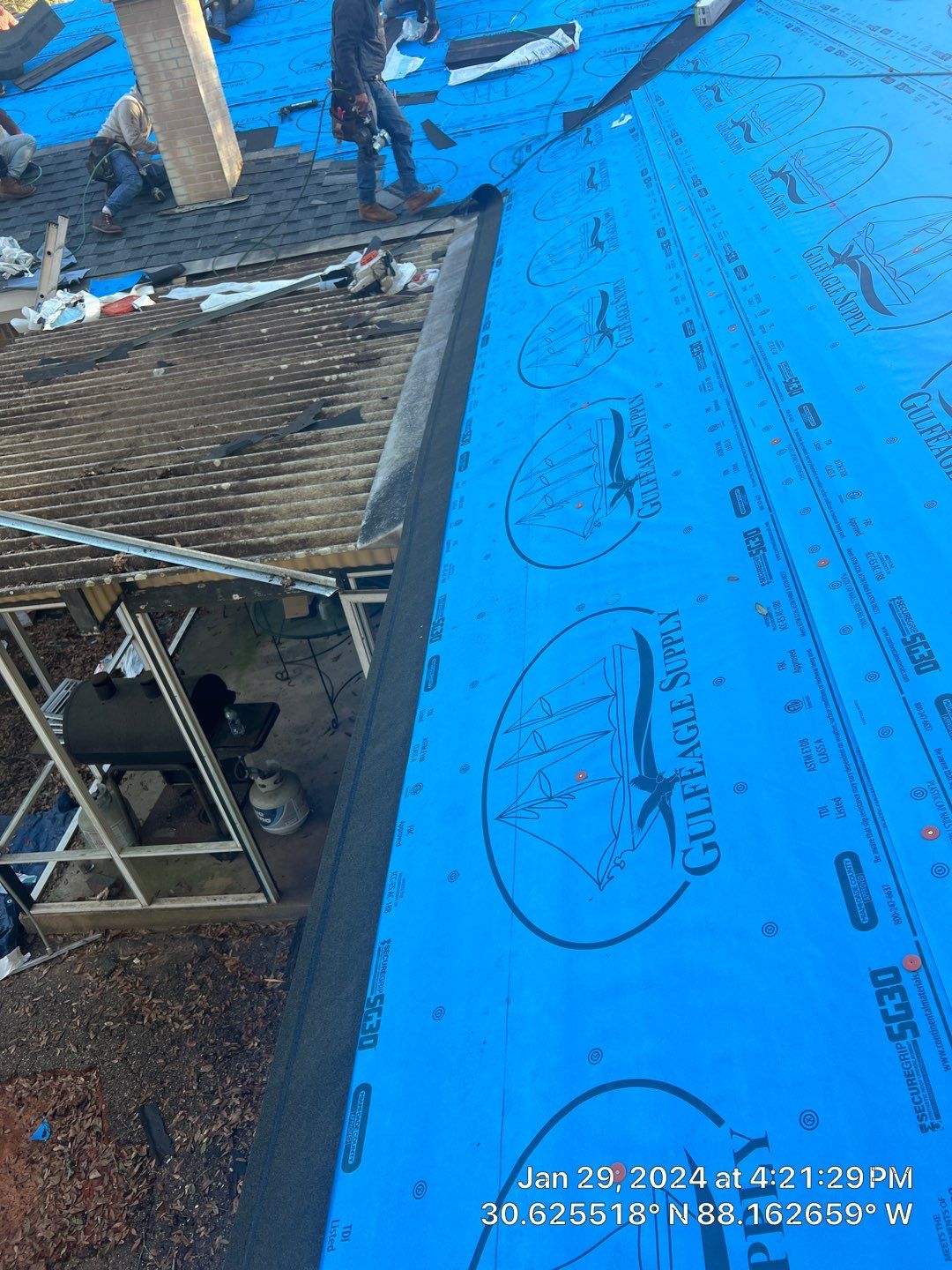 Roof replacement by American Roofing & Construction LLC