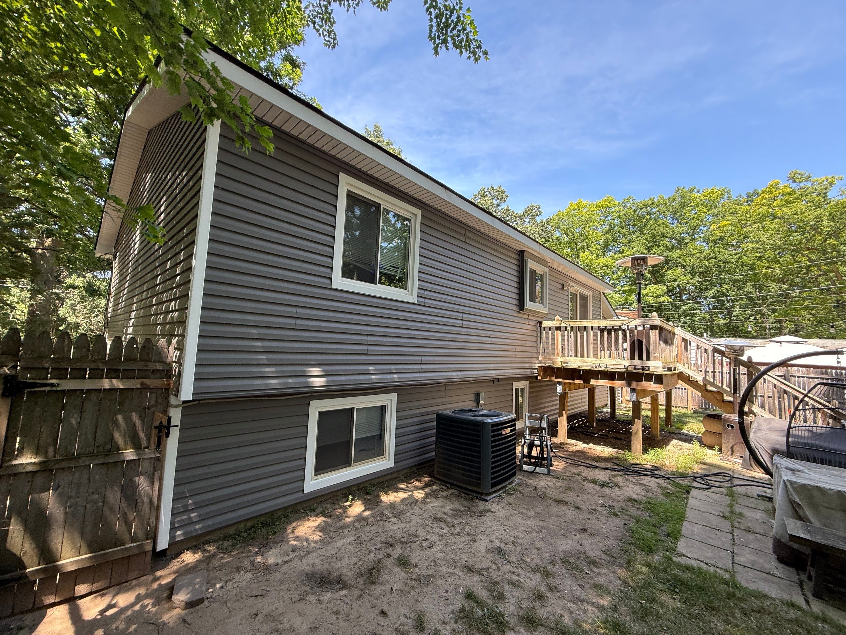 Siding Replacement using Alside D4 Odyssey-Plus Dutchlap Ageless Slate by 180 Contractors