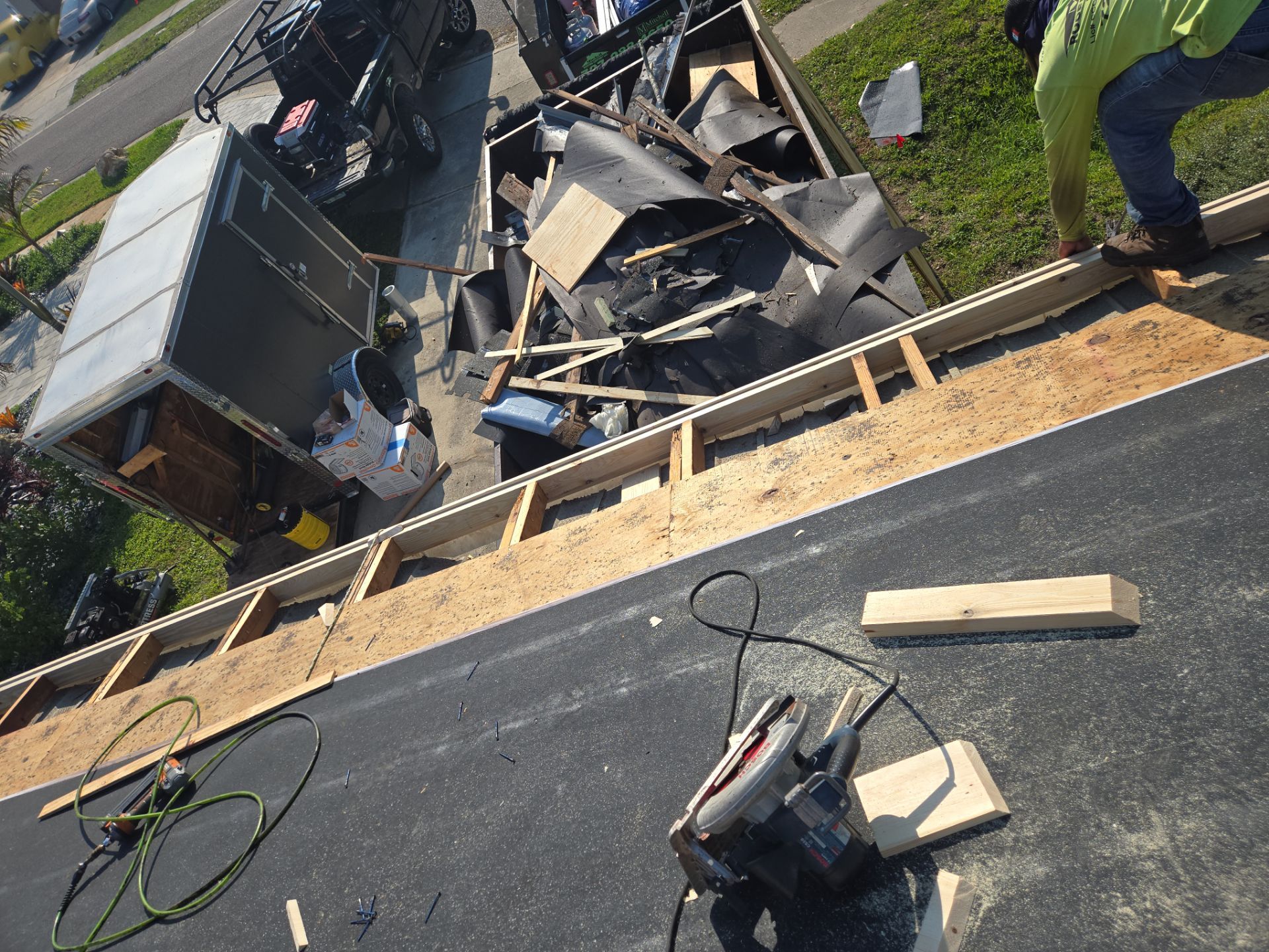 Project in Largo 33773 by Mitchell Roofing Company LLC 
