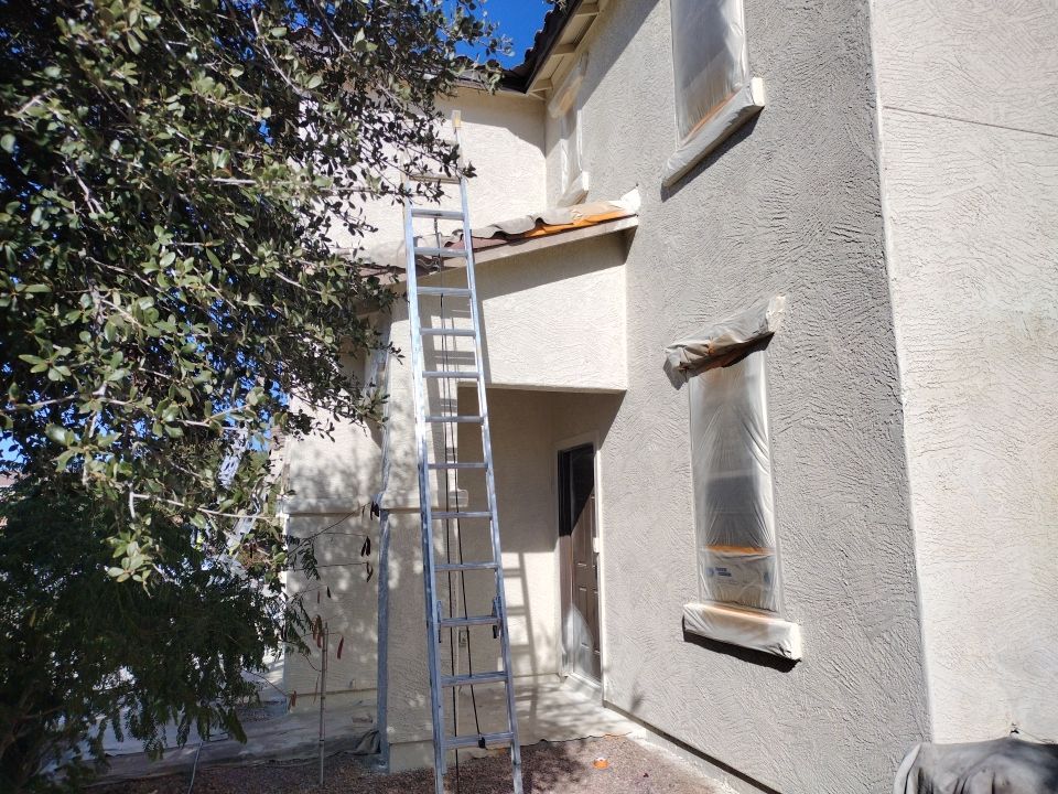 Exterior Painting using Dunn-Edwards EVERSHIELD®  by Crash of Rhinos Painting & Garage Floors