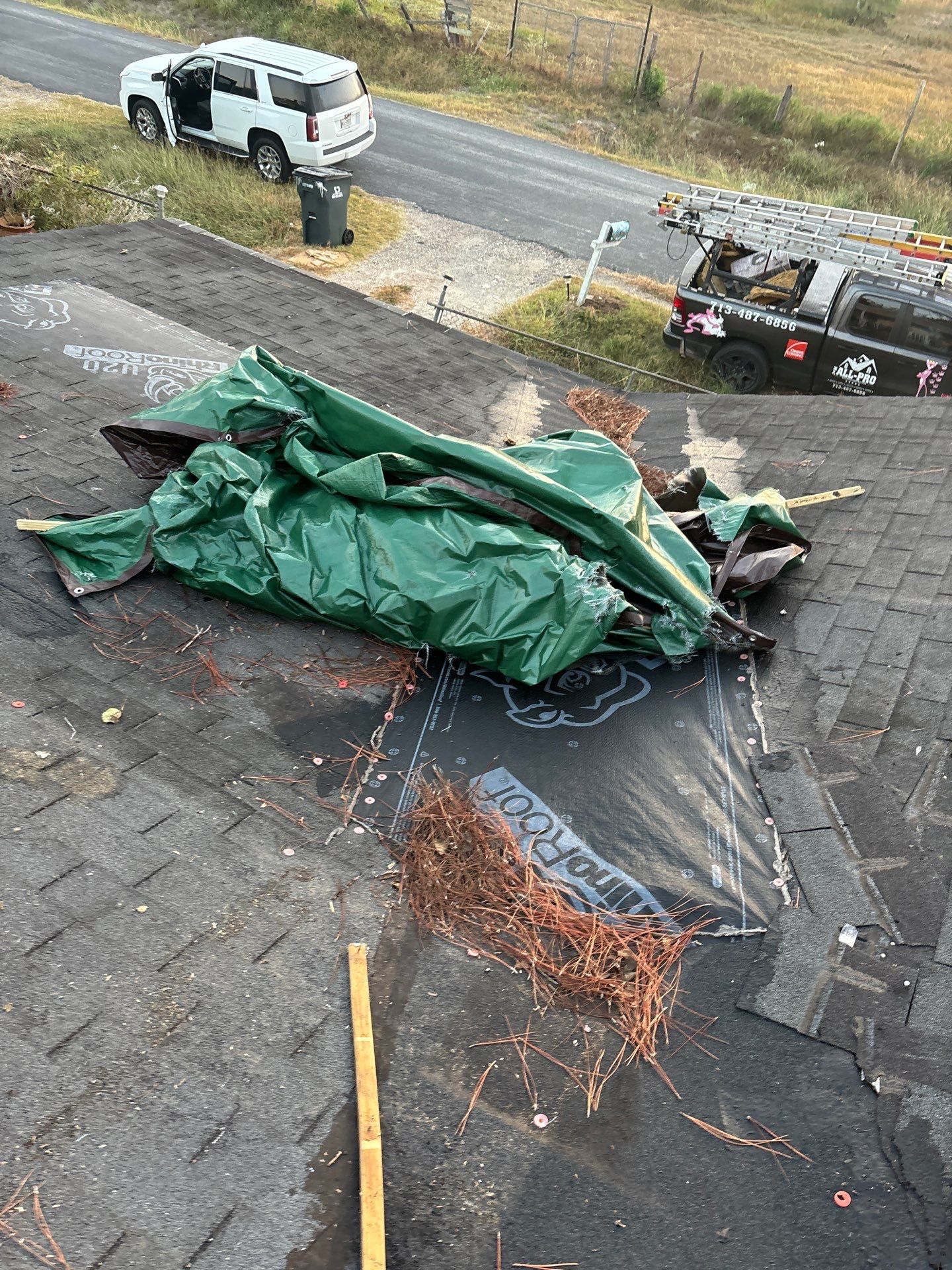 Residential Roofing Installation using Owen's Corning Duration (Lifetime) Shingles by Roof Repair Company