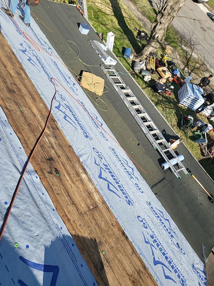 ATLAS PINNACLE COLOR: BLACK SHADOW, DRIP EDGE: BLACK by Eagle Eye Roofing