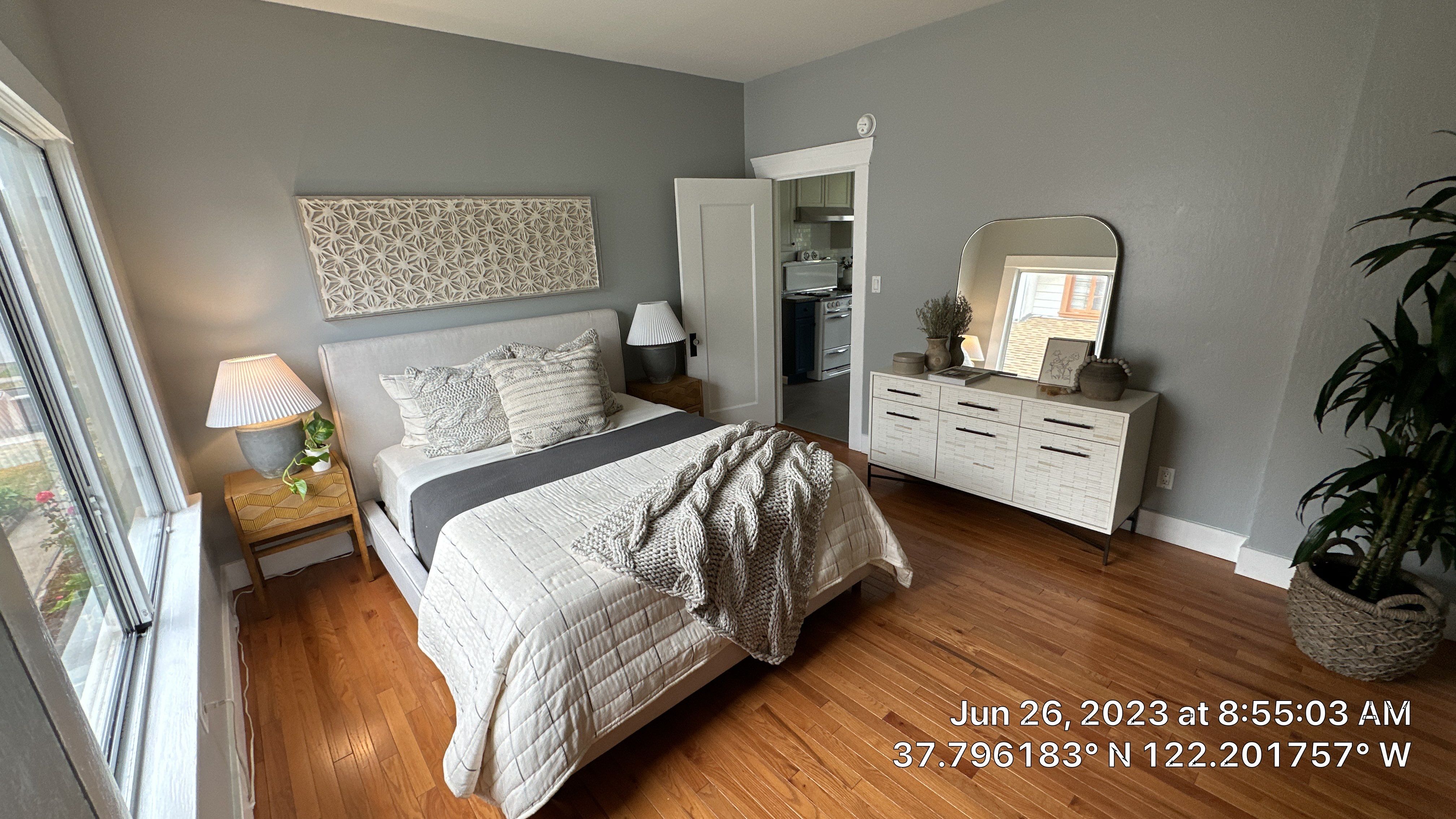 Dimond Area Oakland    by Herrera’s Bay Area Painting inc.