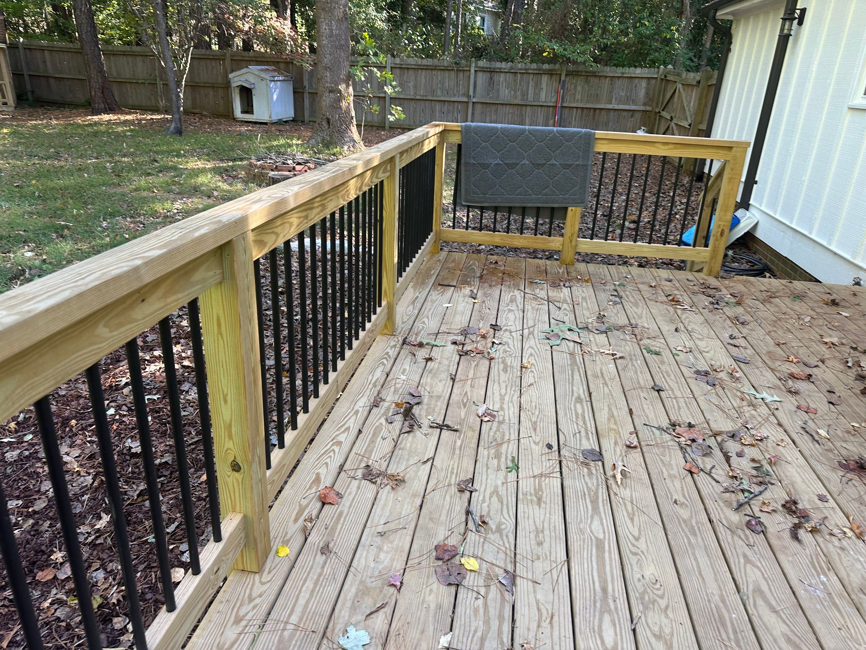 Wood Deck using Wood Sealant by DuraSeal