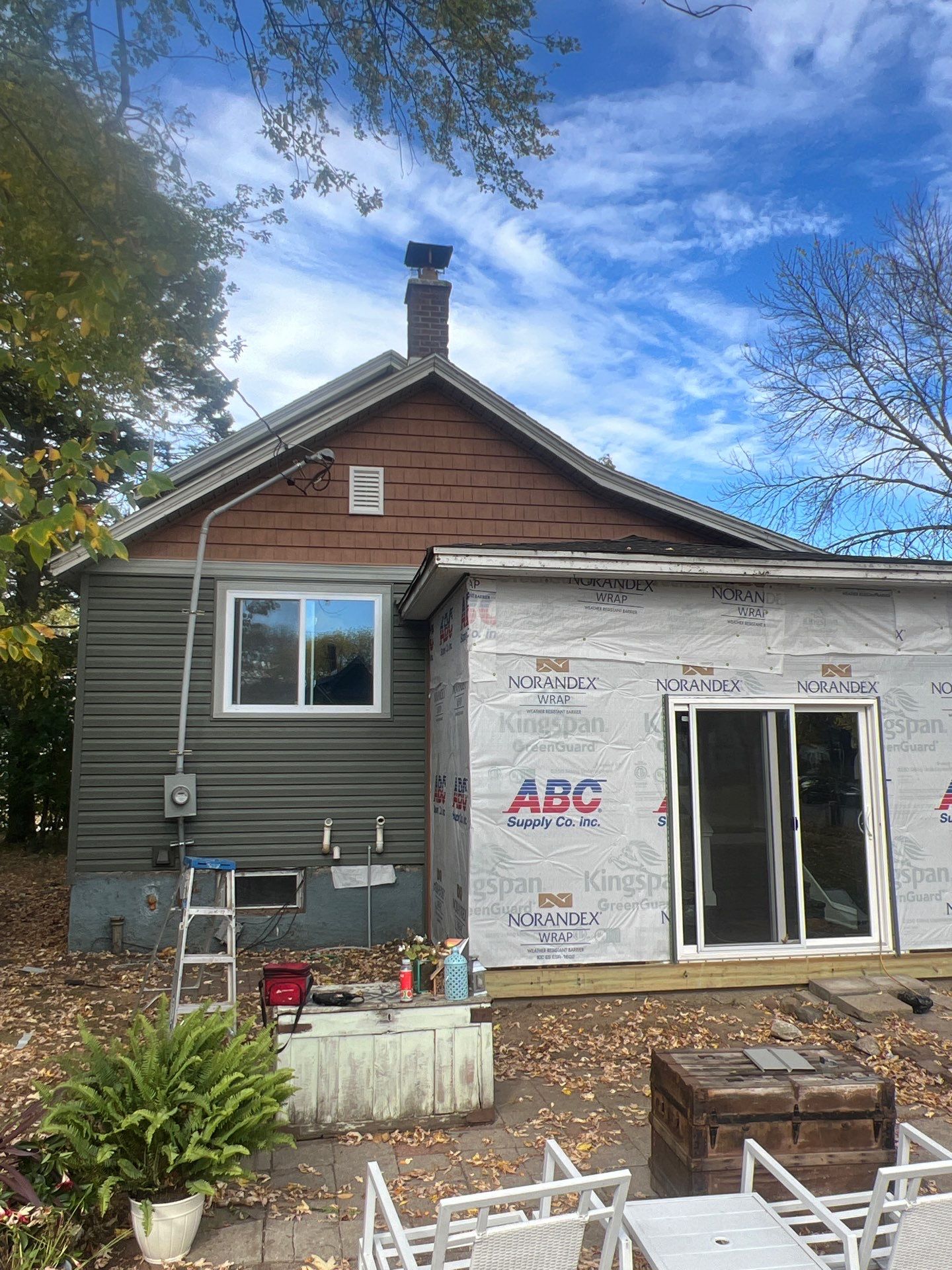 FULL HOME SIDING MAKEOVER SHEBOYGAN  by Gellings Roofing & Siding