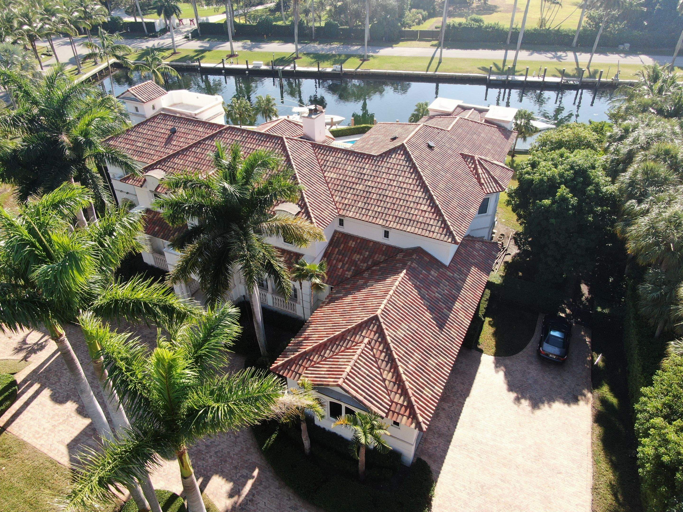 Verea - Spanish S - Jacobea by Istueta Roofing