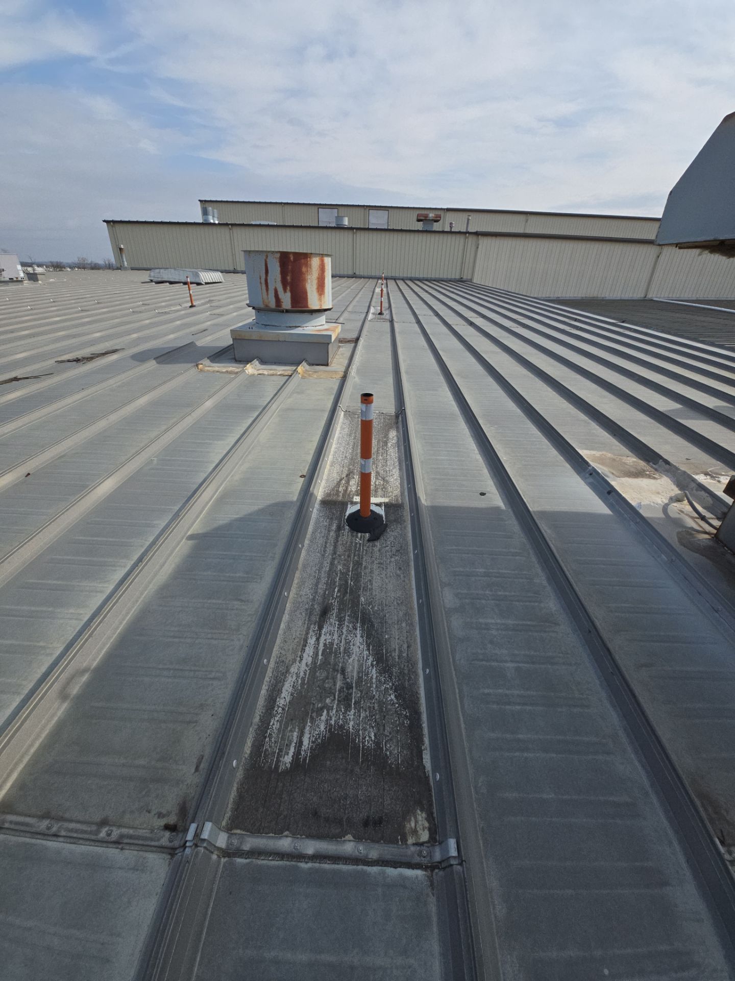 Commercial Metal and Flat Roof Repairs in Mason, Ohio by Level Up Roofing and Restoration Services LLC