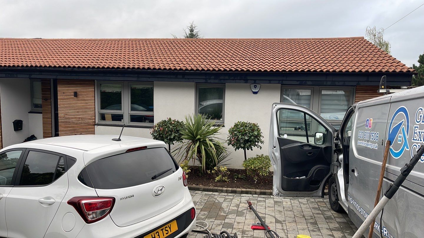 Roof And Render Clean using Honda 15lpm Low Pressure Washing Machine by Ges Exterior Cleaning ltd