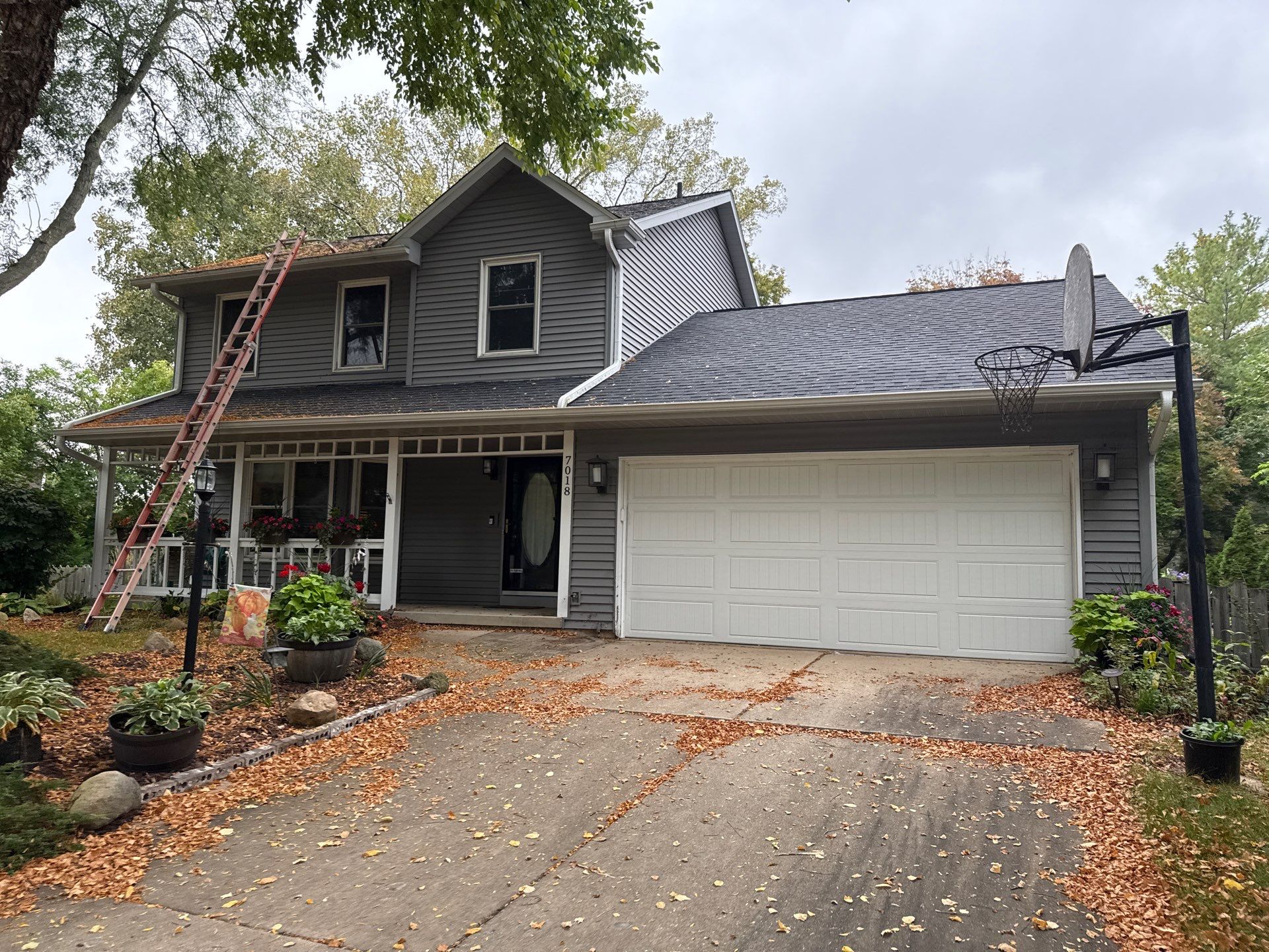 House Wash and Driveway Clean by Shulla Exterior Cleaning