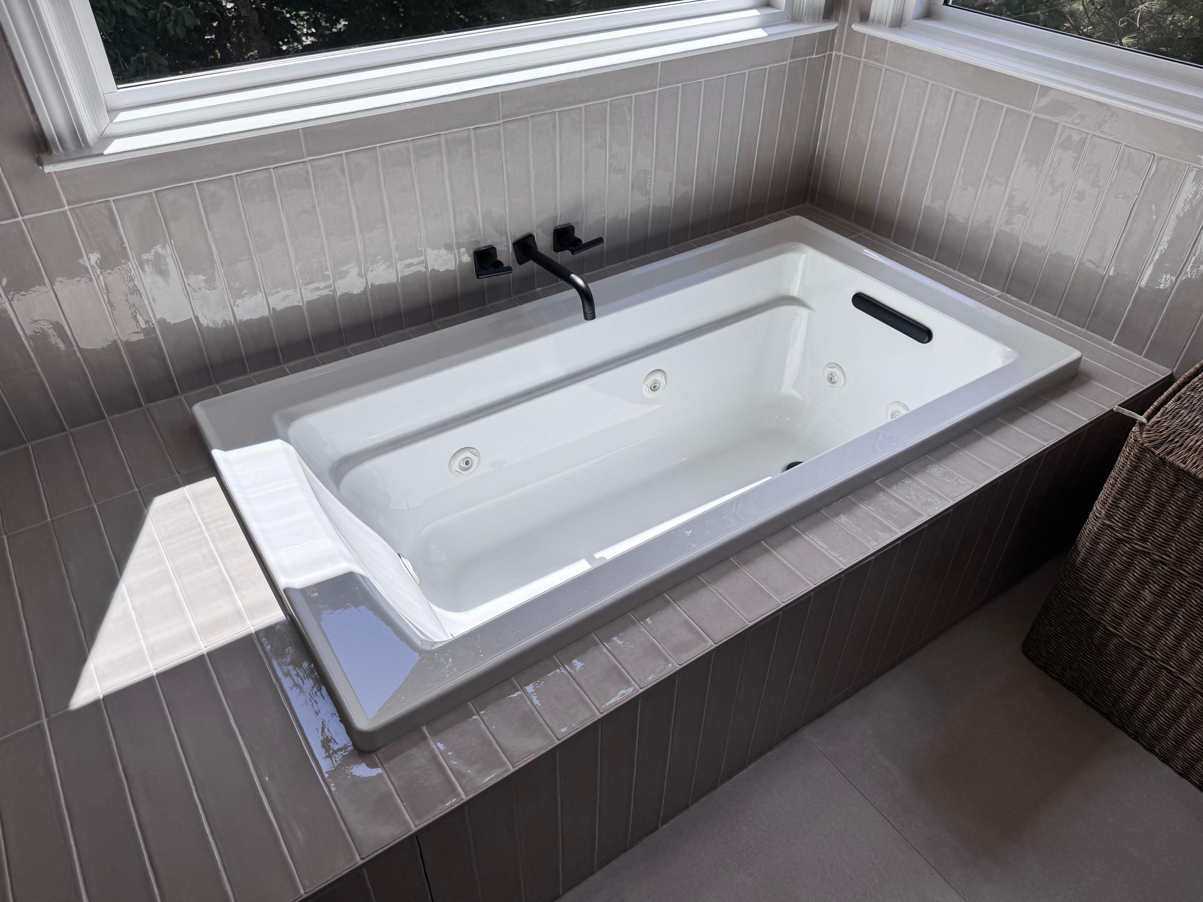 Master bathroom renovation by Prudencio