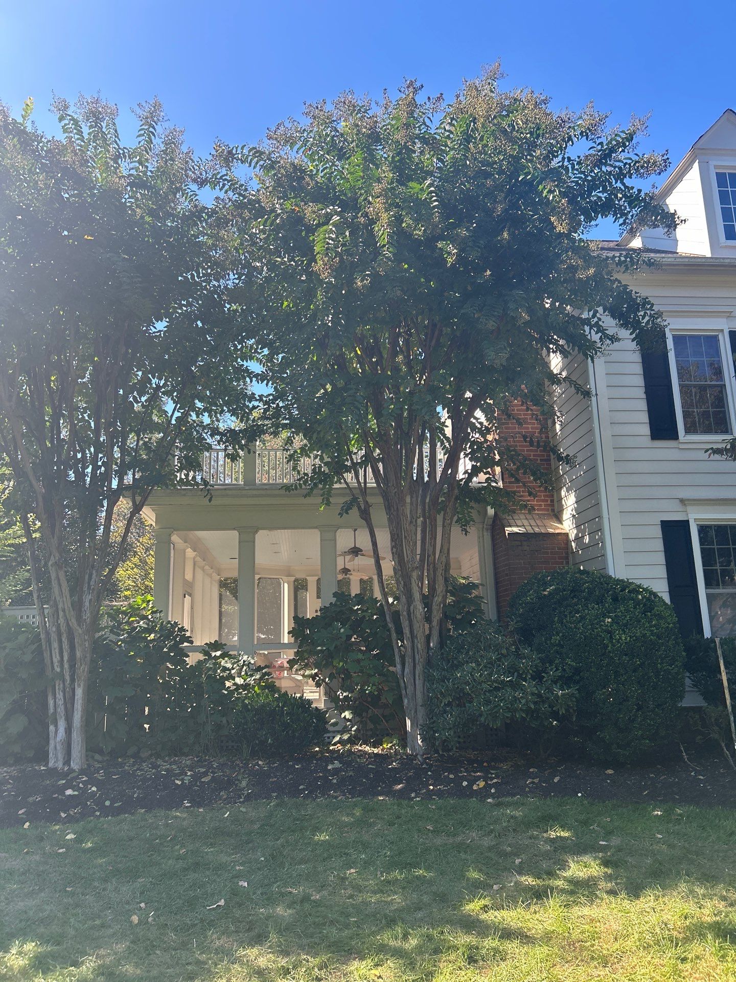 McLean - Residential Flat Roof Replacement with Carlisle Syntec EPDM by RM Banning, Inc.