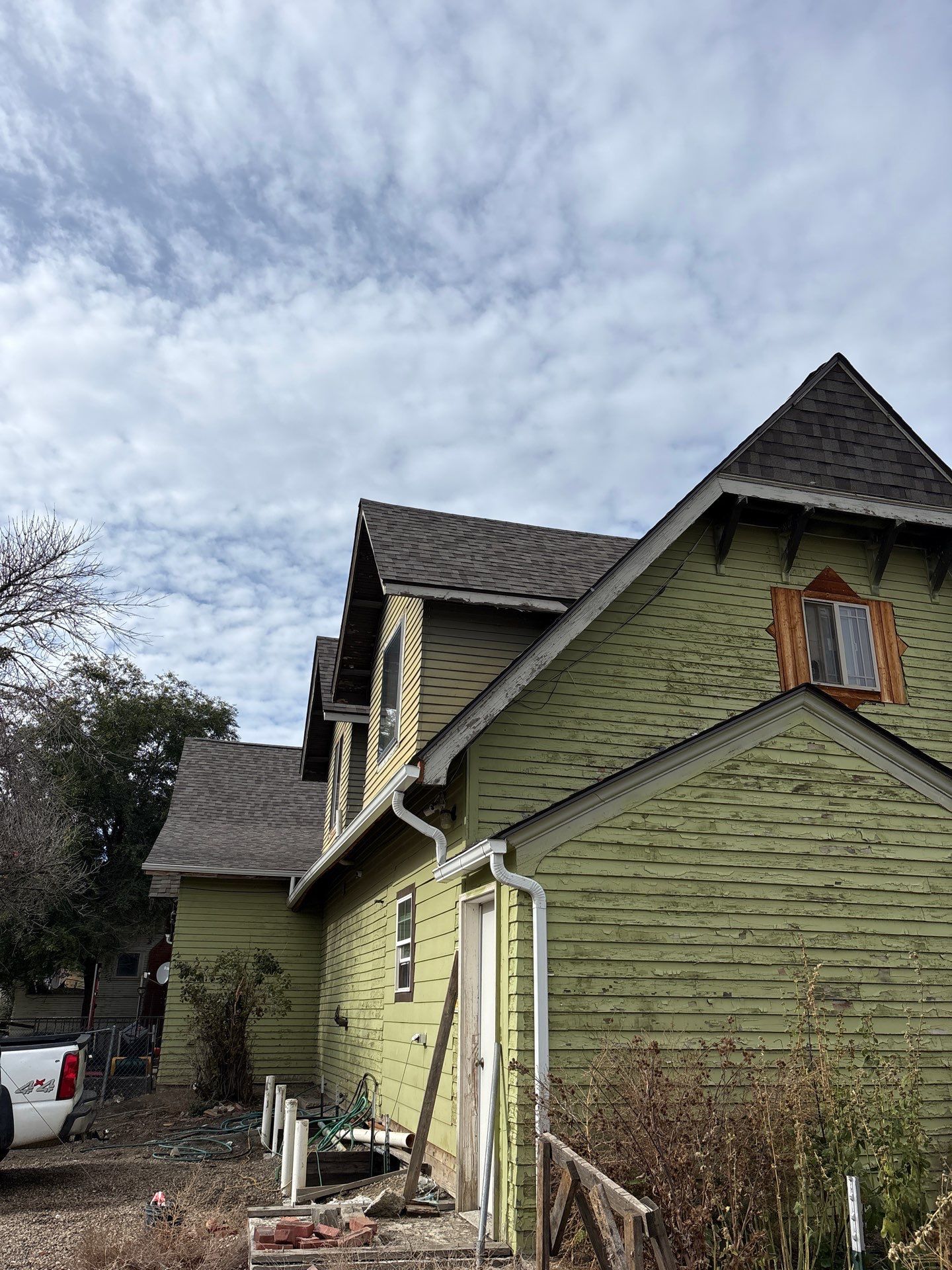 Owens Corning Architectural Shingle Roof Replacement in Havre, MT by KQC Roofing