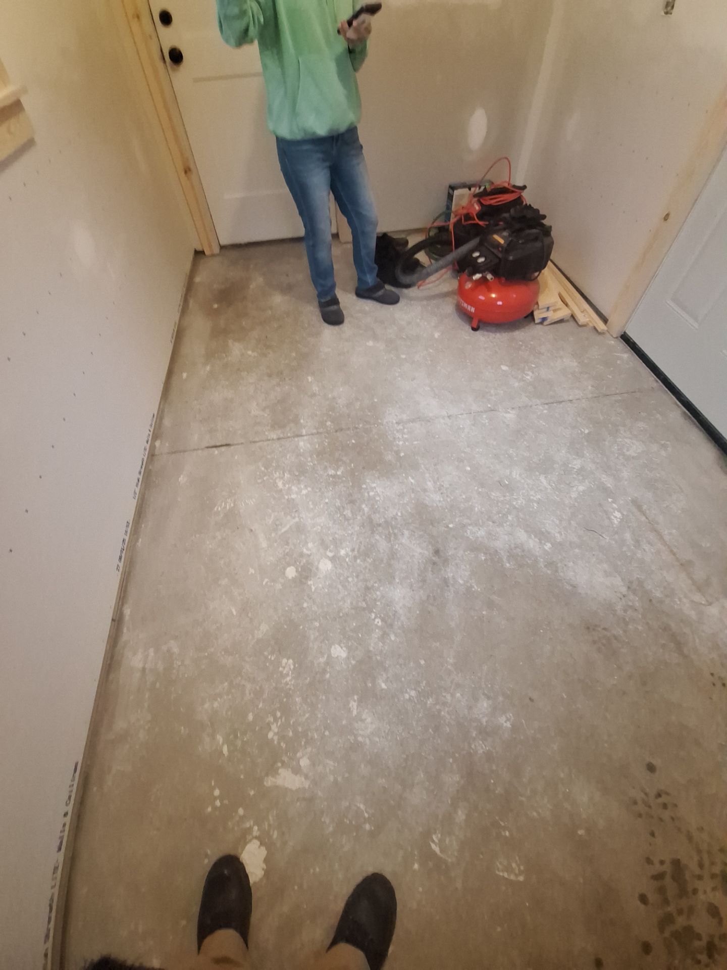 Speckled Epoxy Floor Installation and Concrete Refinishing in Nunica by Gordon Painting