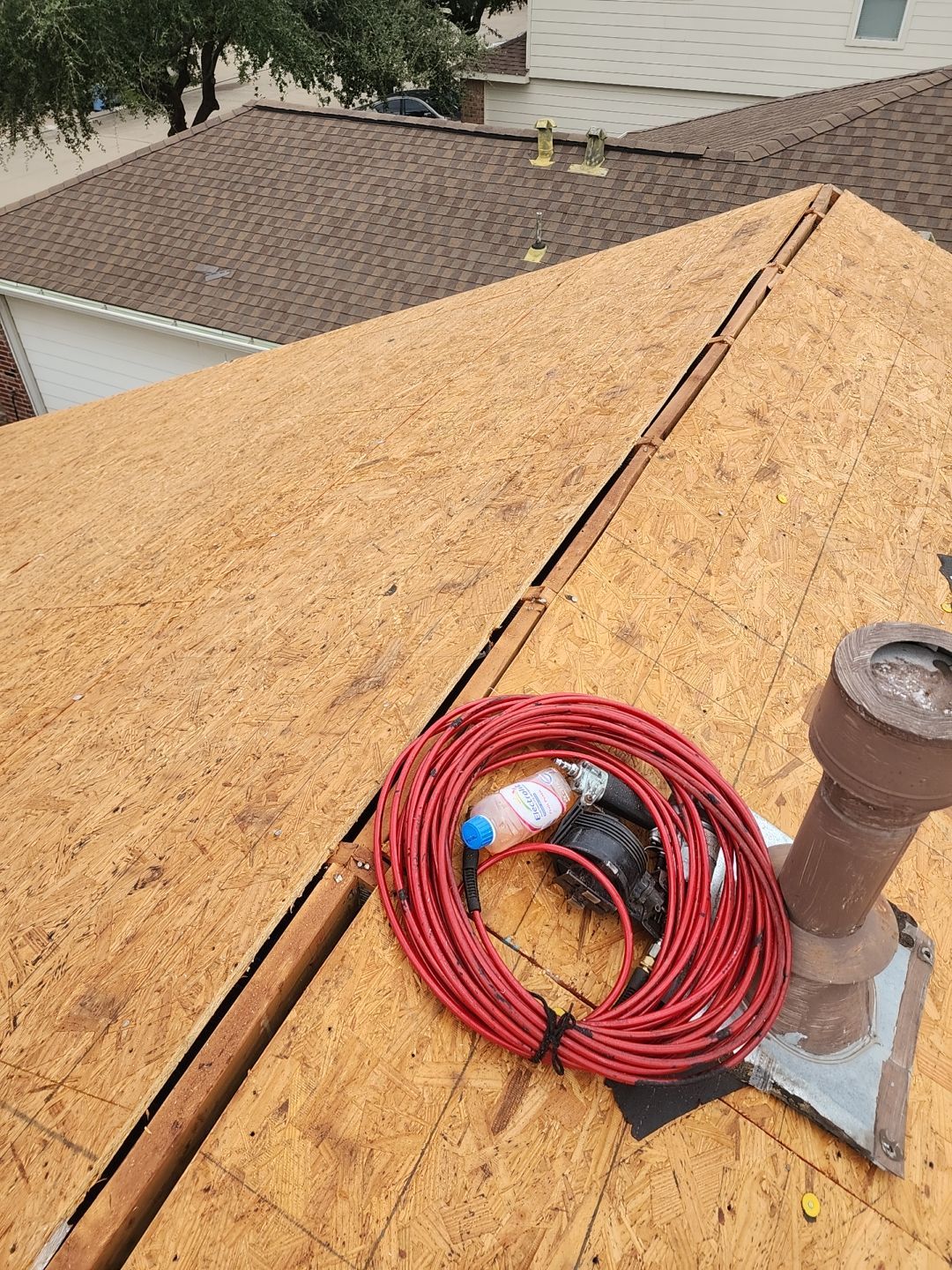 Residential Roofing Installation using Owen's Corning Duration (Lifetime) Shingles by Roof Repair Company