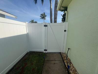 White Vinyl Privacy Fence and Gate Installation in Naples