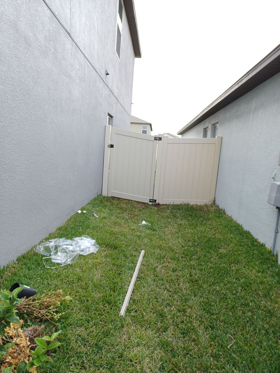 Sun City Center, FL Install 6 ft. tall Tan Vinyl Privacy Fence by Asap fence and gates, LLC