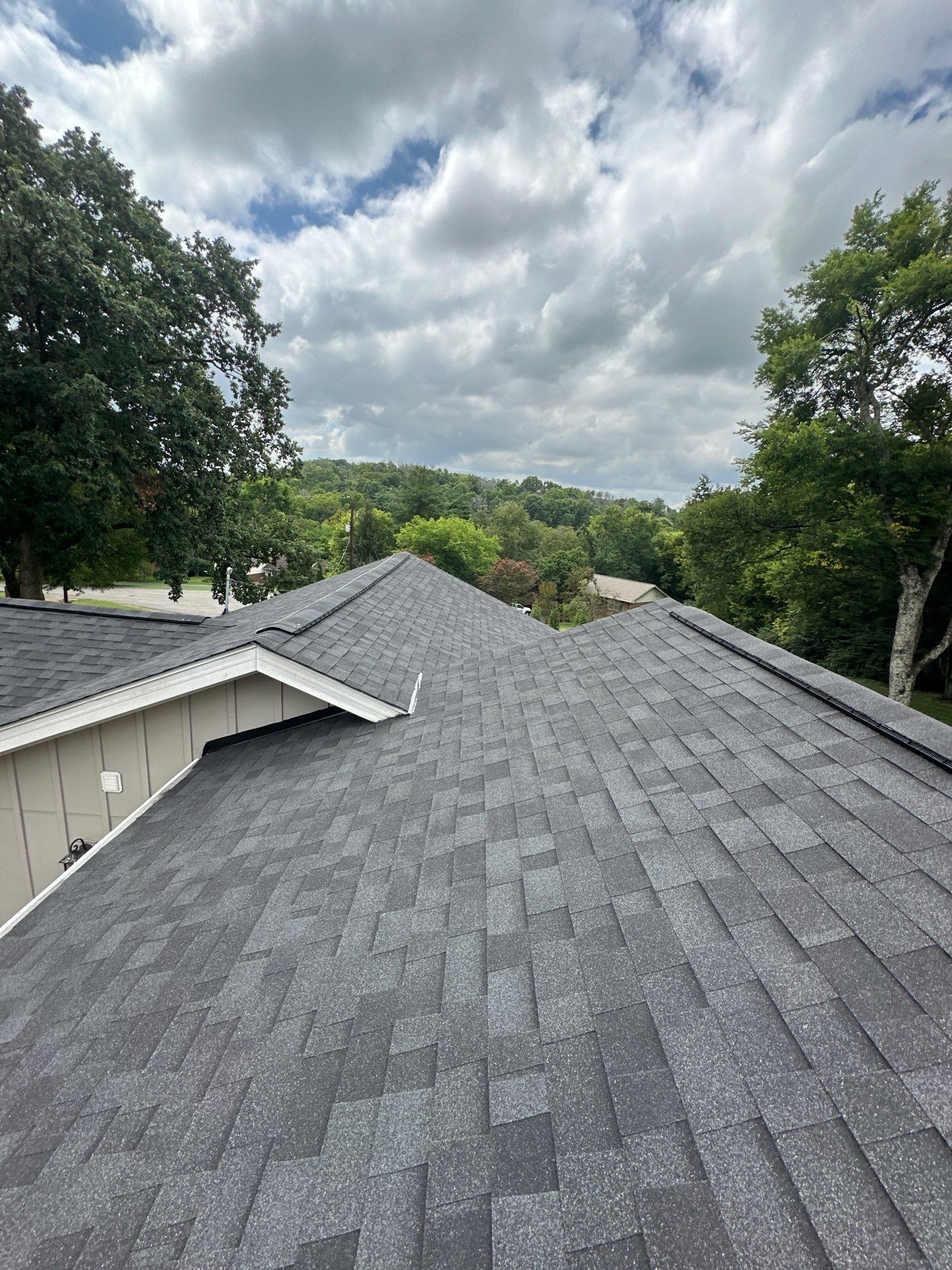 Malarkey Vista Shingles in Brilliant Black by Undersun Roofing
