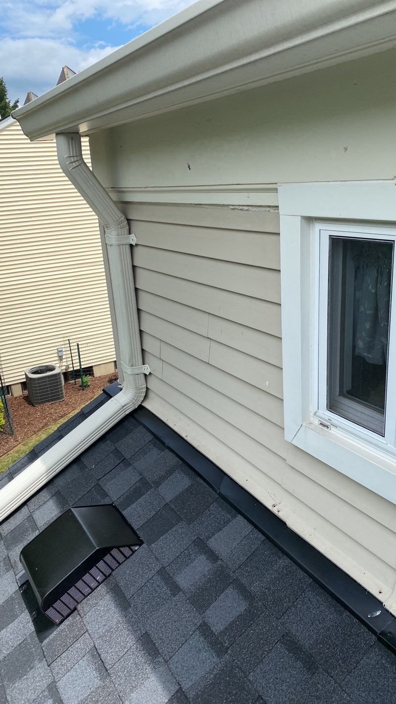 Roof Replacement using CertainTeed Landmark by 180 Contractors