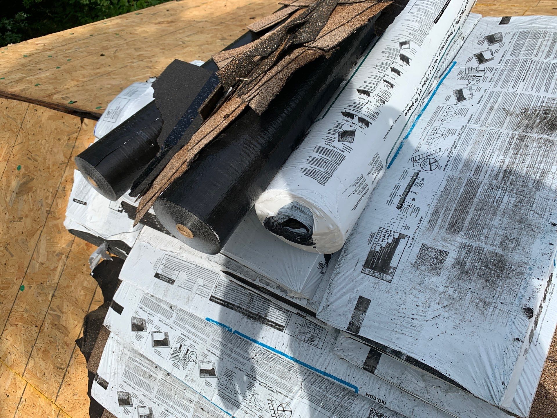 BYE BYE Wood Shakes by EEC Windows, Siding & Roofing