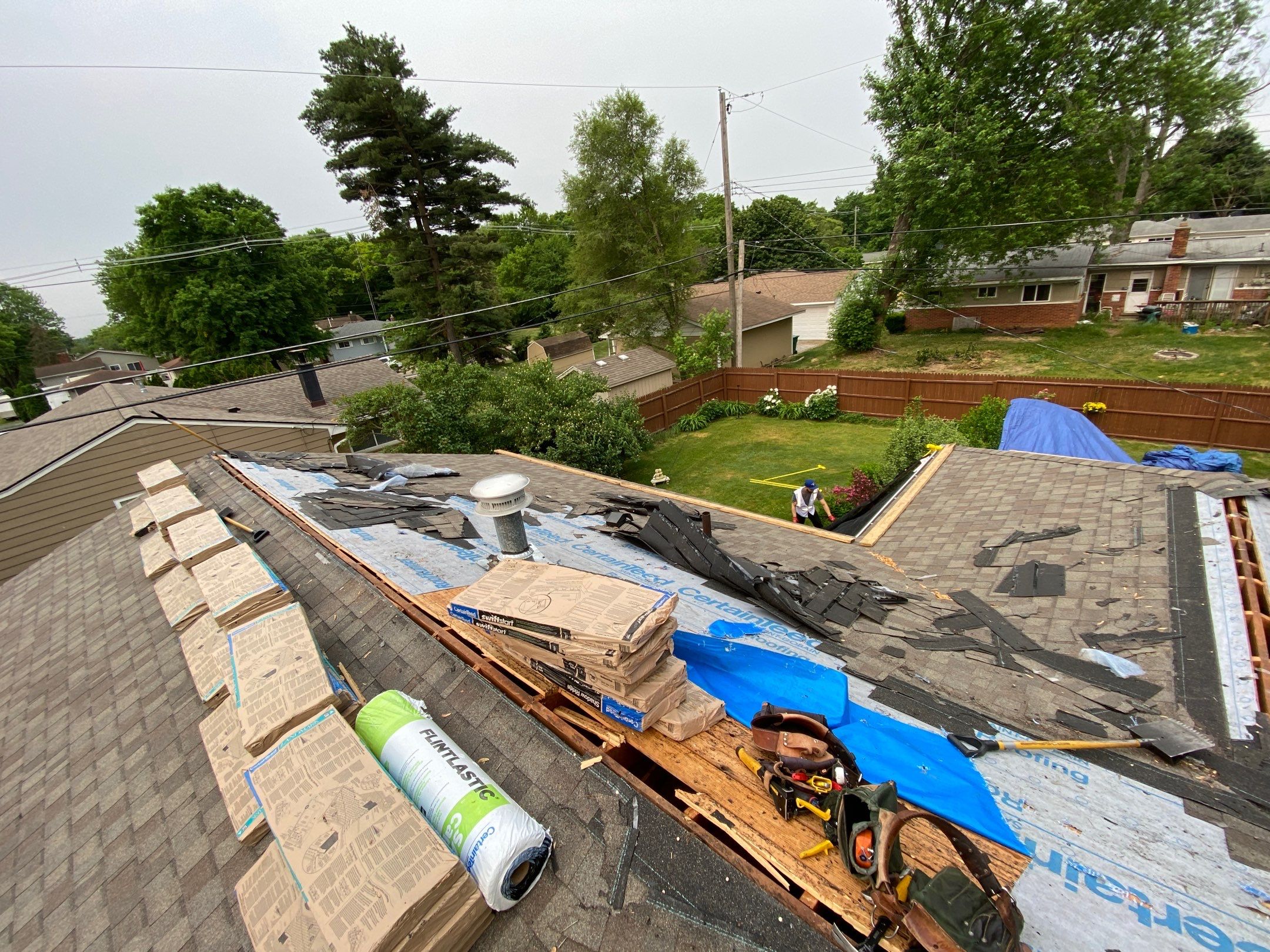 Roof Replacement using CertainTeed Landmark by 180 Contractors