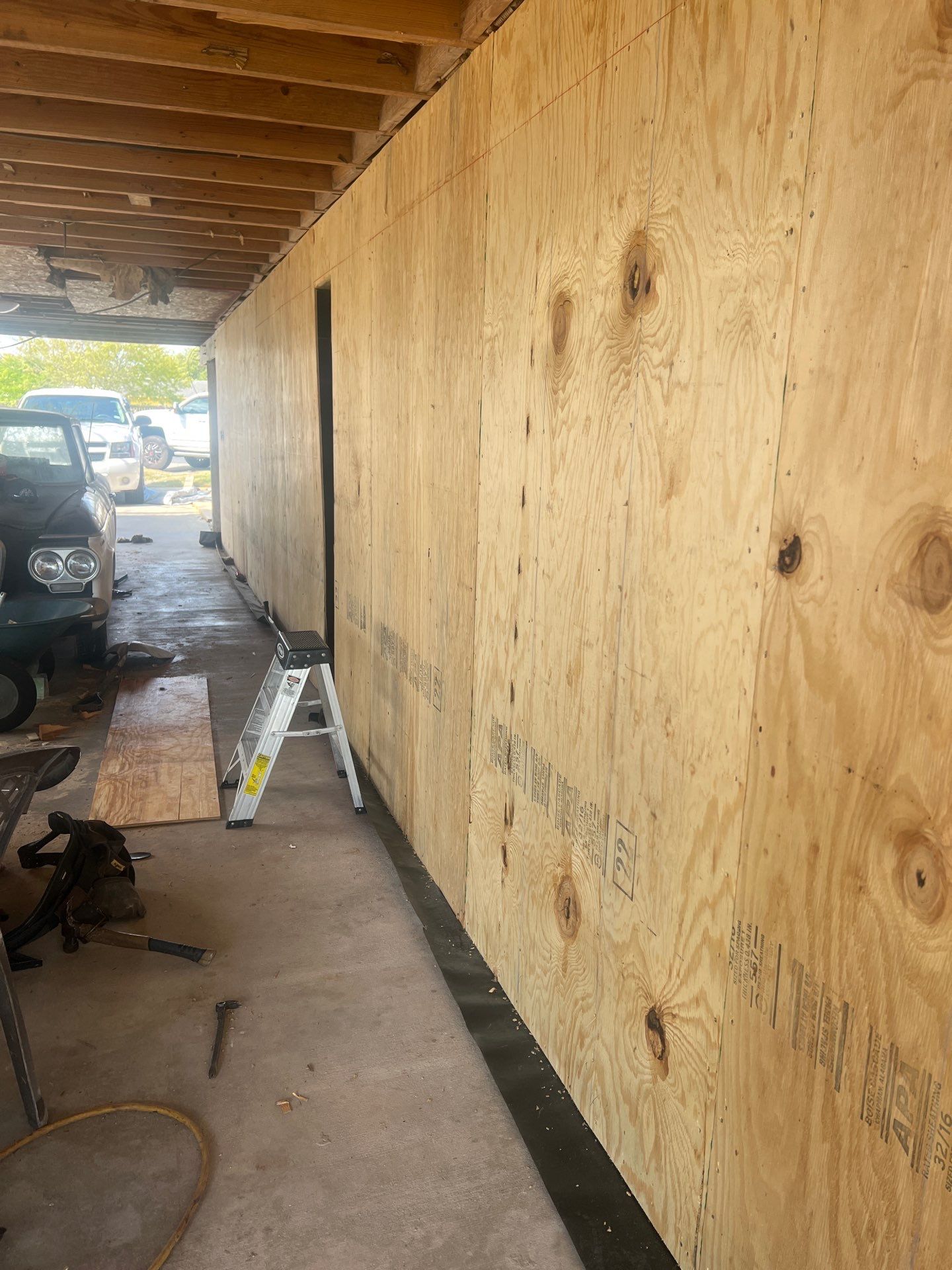Bayfront Knows Breakaway Walls! by Bayfront Roofing and Construction