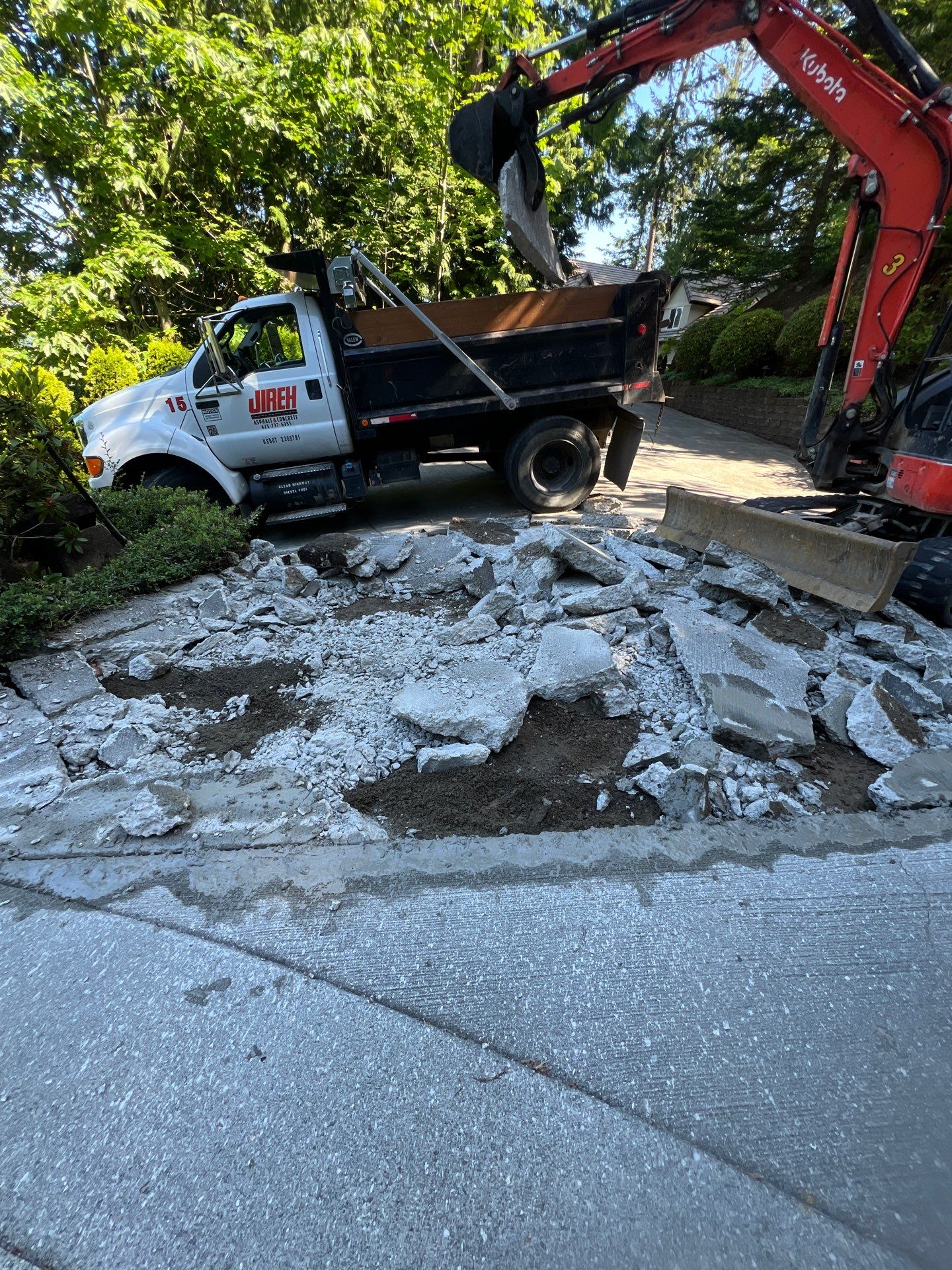 Concrete Driveway Patch Repair | Mukilteo  by Jireh Asphalt & Concrete Inc 