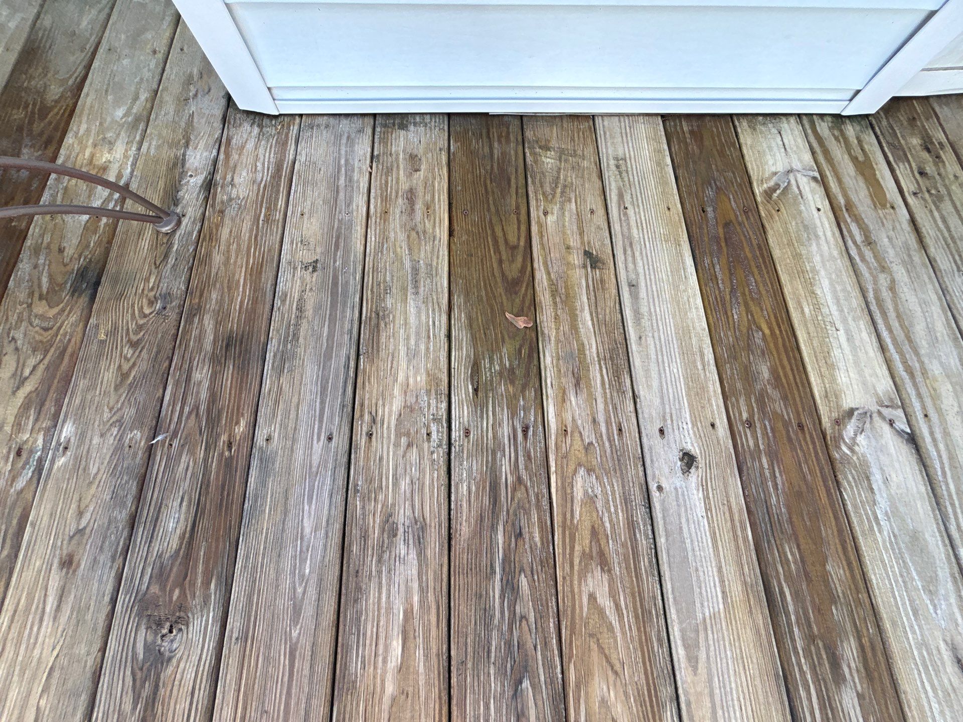 Wood Deck using Wood Sealant by DuraSeal