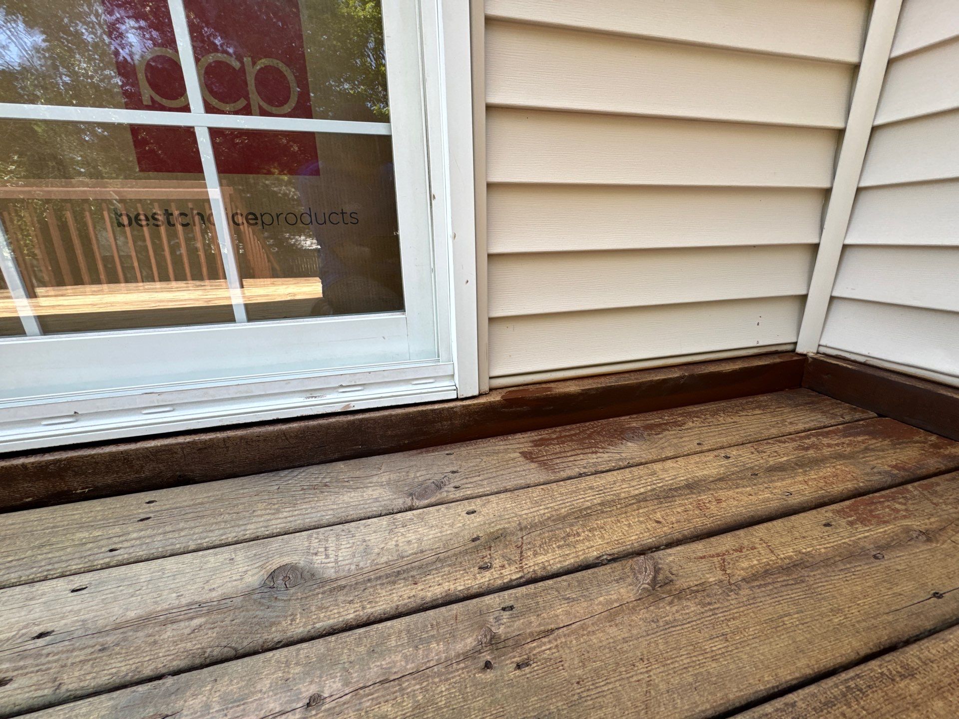 Deck Staining and Pressure Washing by Gordon Painting