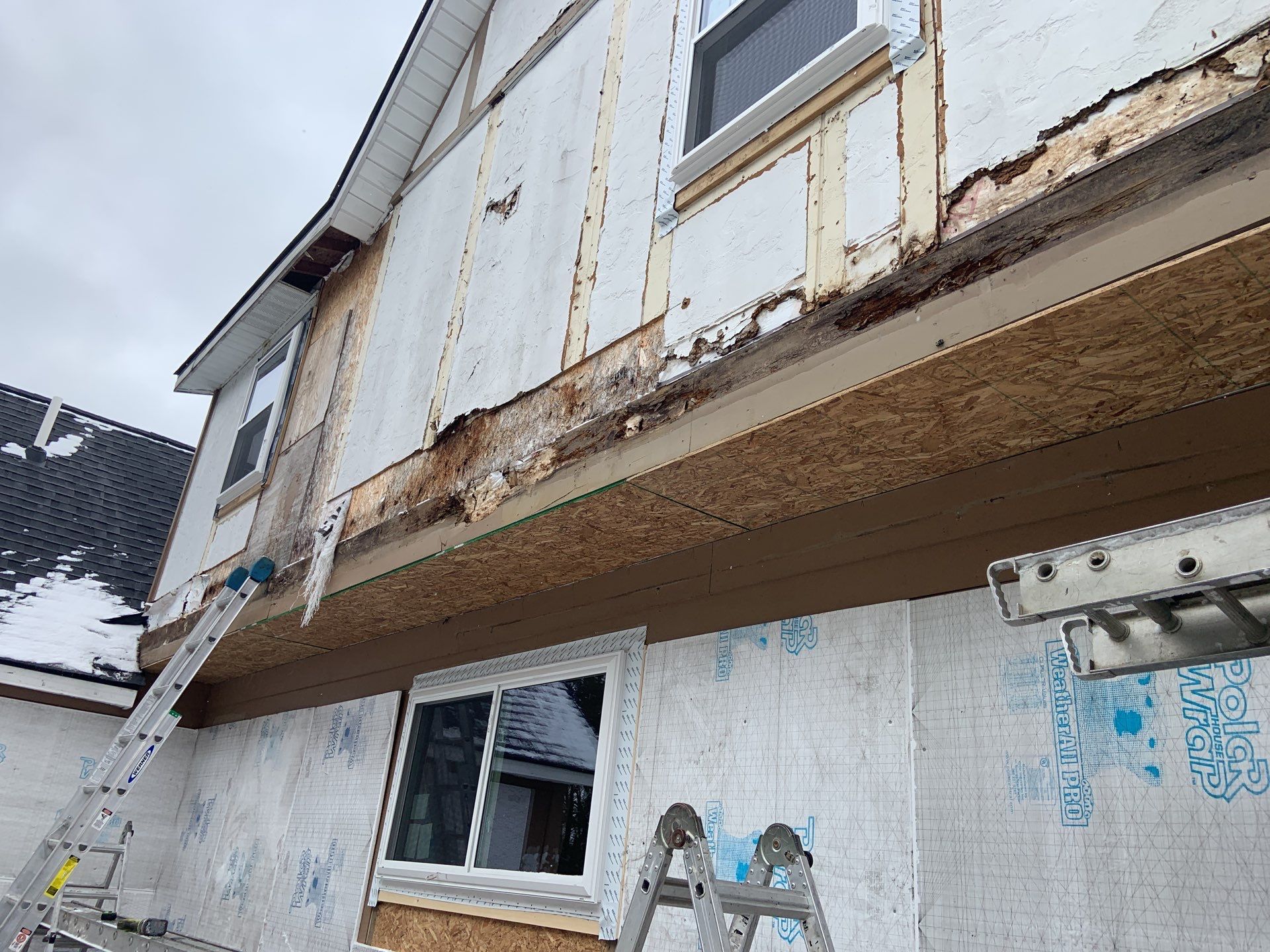 Roof Replacement using CertainTeed Landmark by 180 Contractors