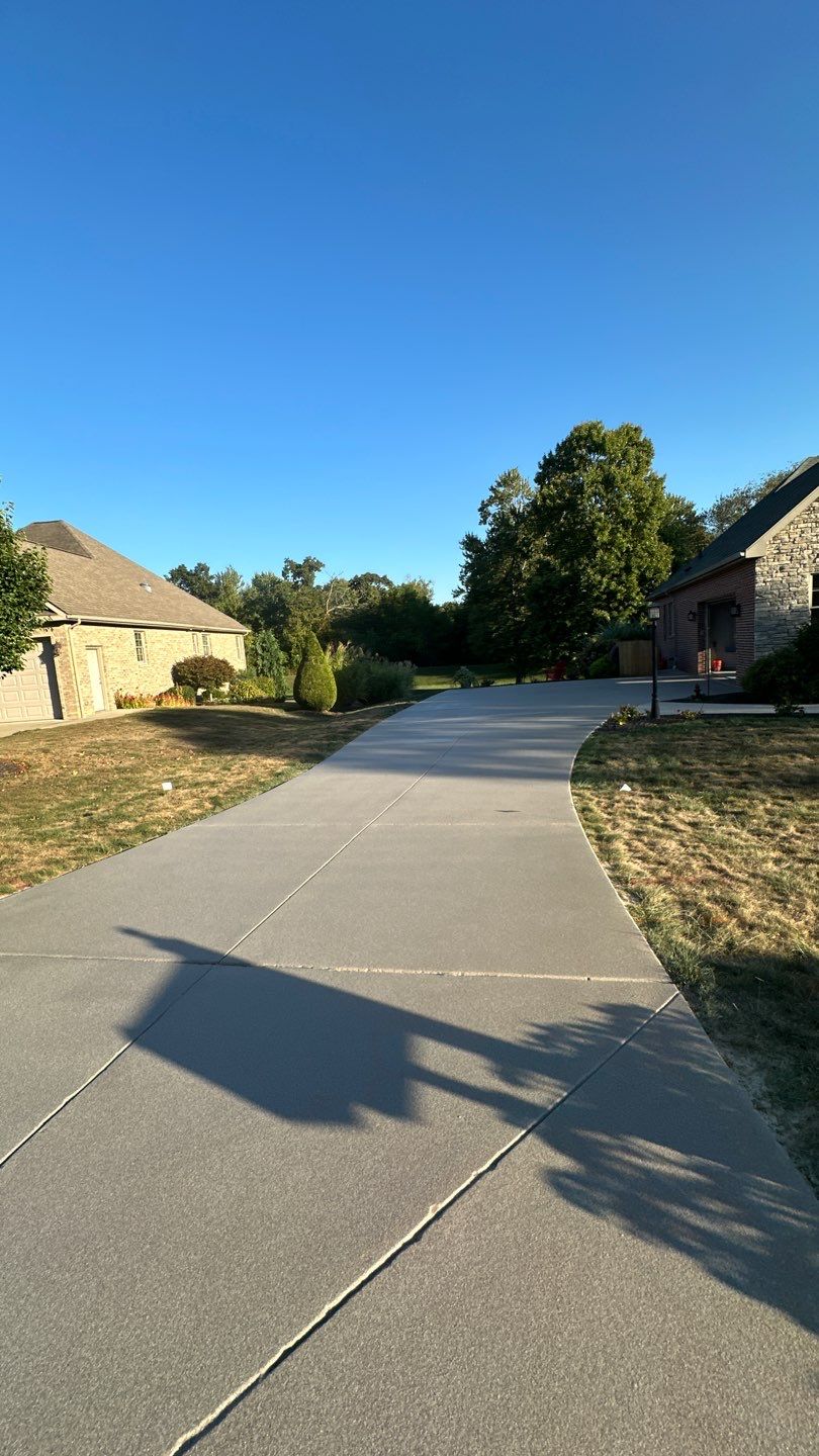 Driveway + Garage + Walkway Project in Meridian by Floors in a Day, Inc