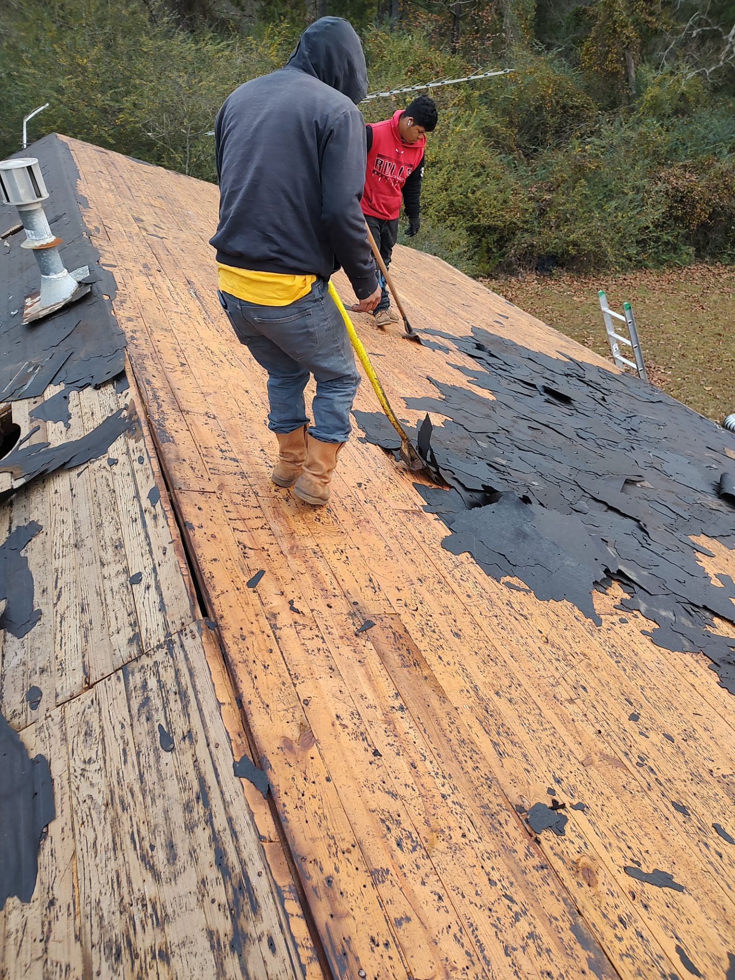 Residential Roofing Repair using Malarkey Highlander: Natural Wood by Hostetler Roofing