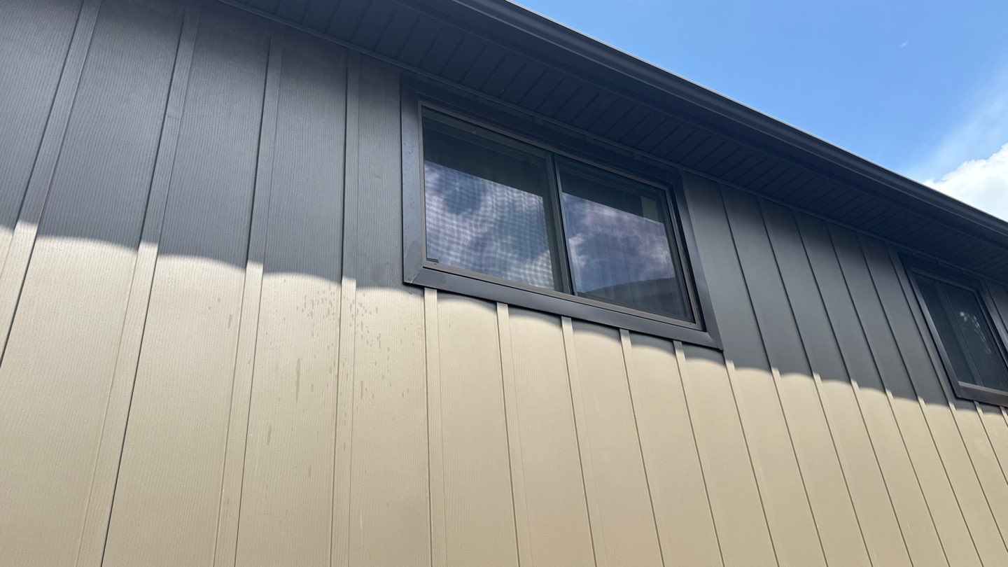 Siding Installation using Ascend 7" Composite Flagship Brown by 180 Contractors