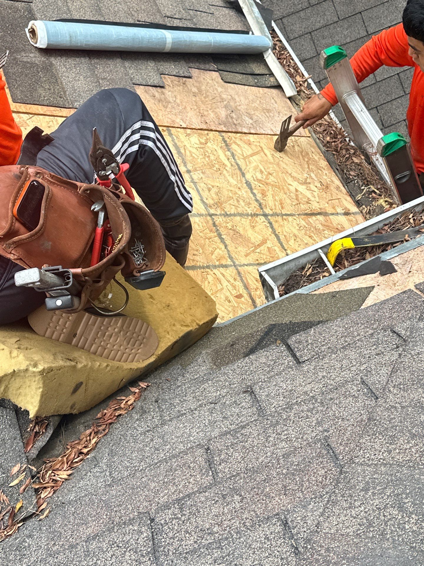 Residential Roofing Repair using Owen's Corning Duration (Lifetime) Shingles by Roof Repair Company