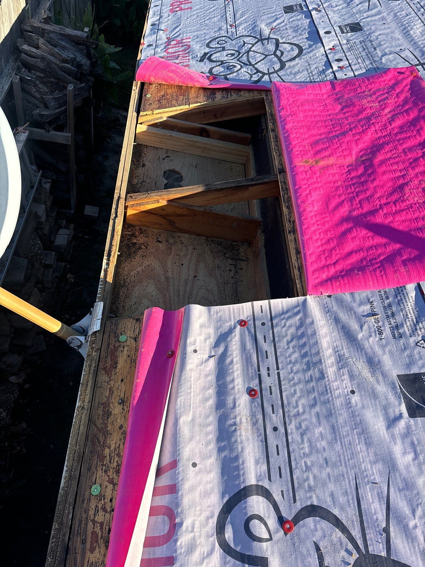Roof Replacement Houston by Roof Repair Company
