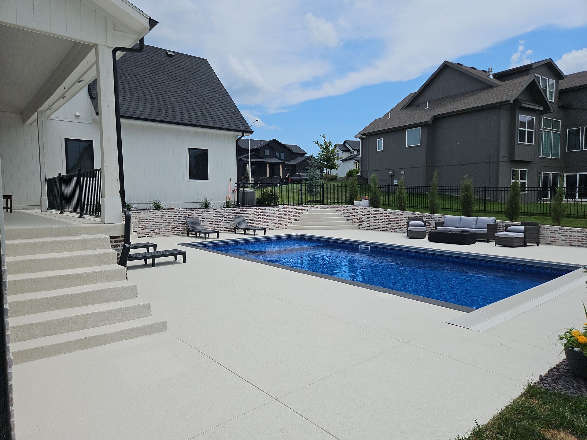 KCMO--Sundek Classic Texture Resurfacing--Bone White by Big Red Decorative Concrete, LLC