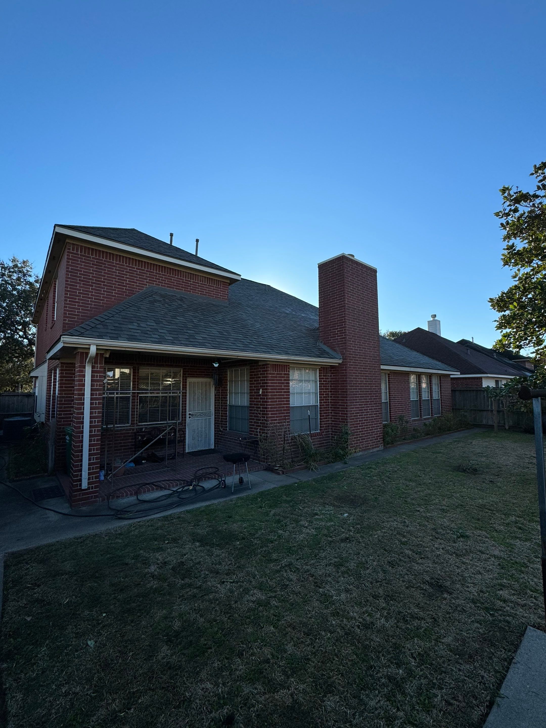 Residential Roofing Installation using Owen's Corning Duration (Lifetime) Shingles by Roof Repair Company